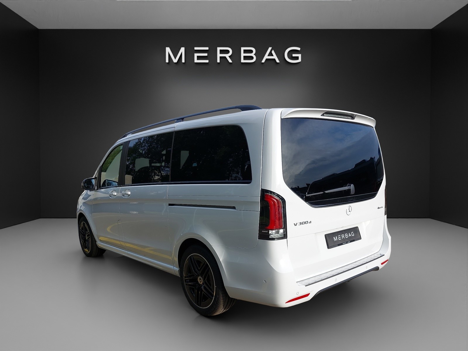 MERCEDES-BENZ V 300 d lang Exclusive 4Matic 9G-Tronic-image-3
