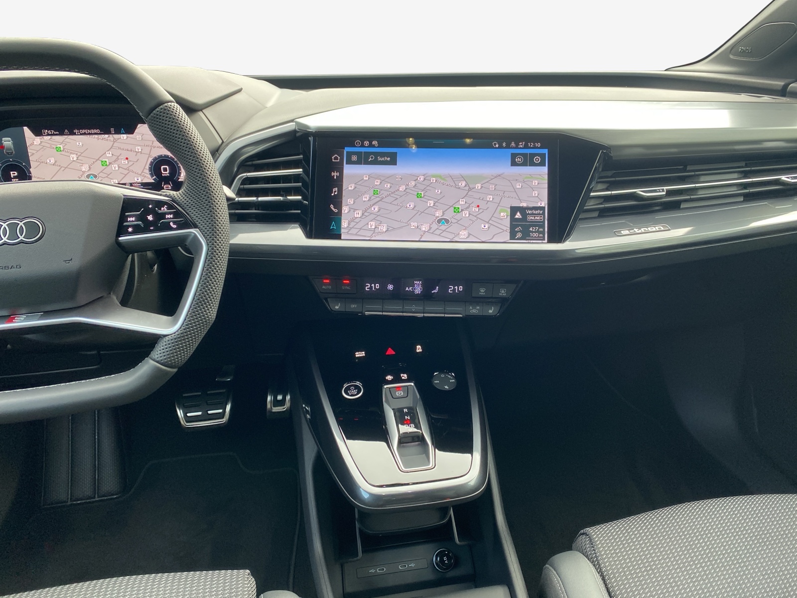 AUDI Q4 e-tron 55 quattro-image-10