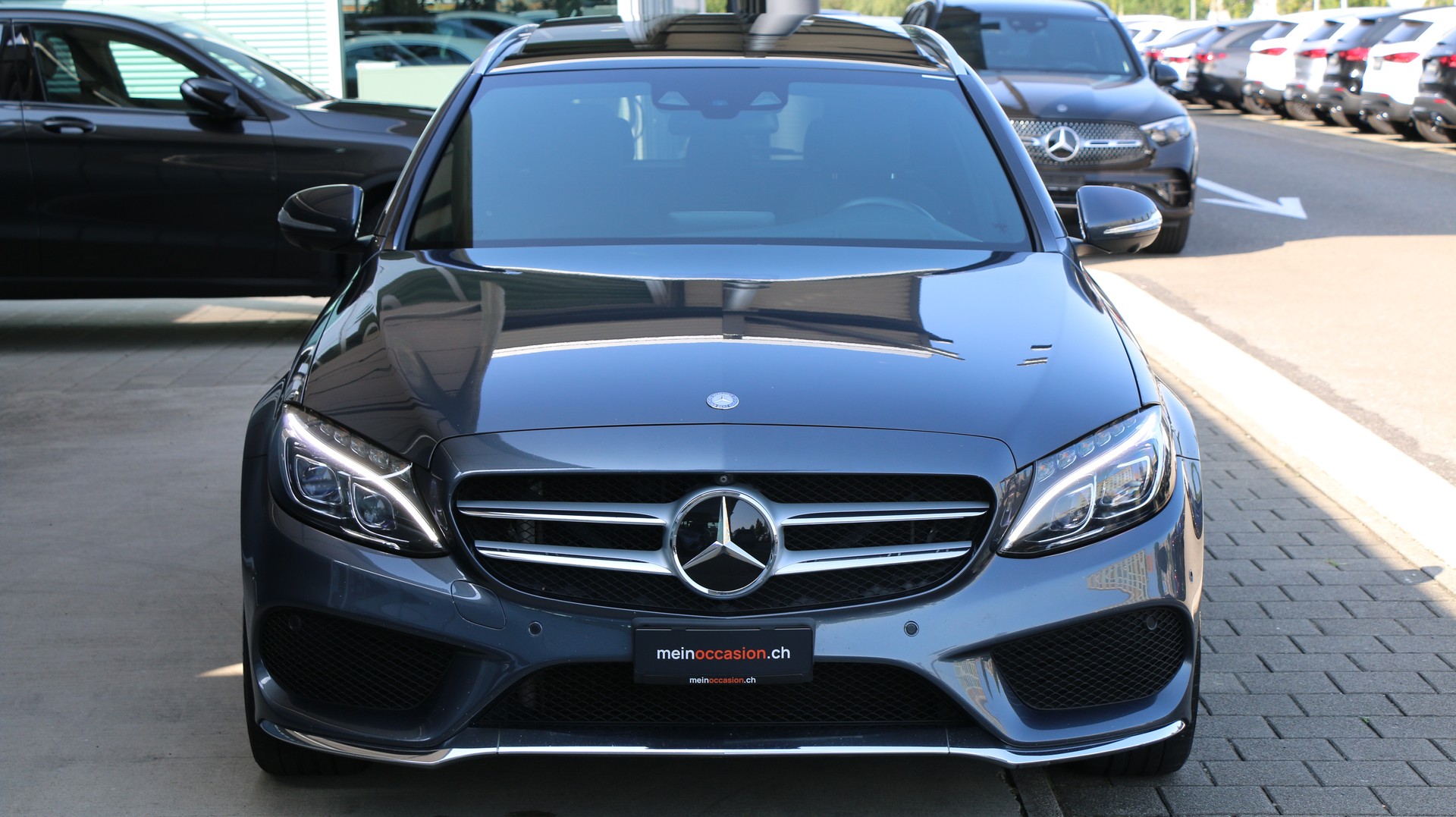 MERCEDES-BENZ C 400 AMG Line 4Matic-image-6