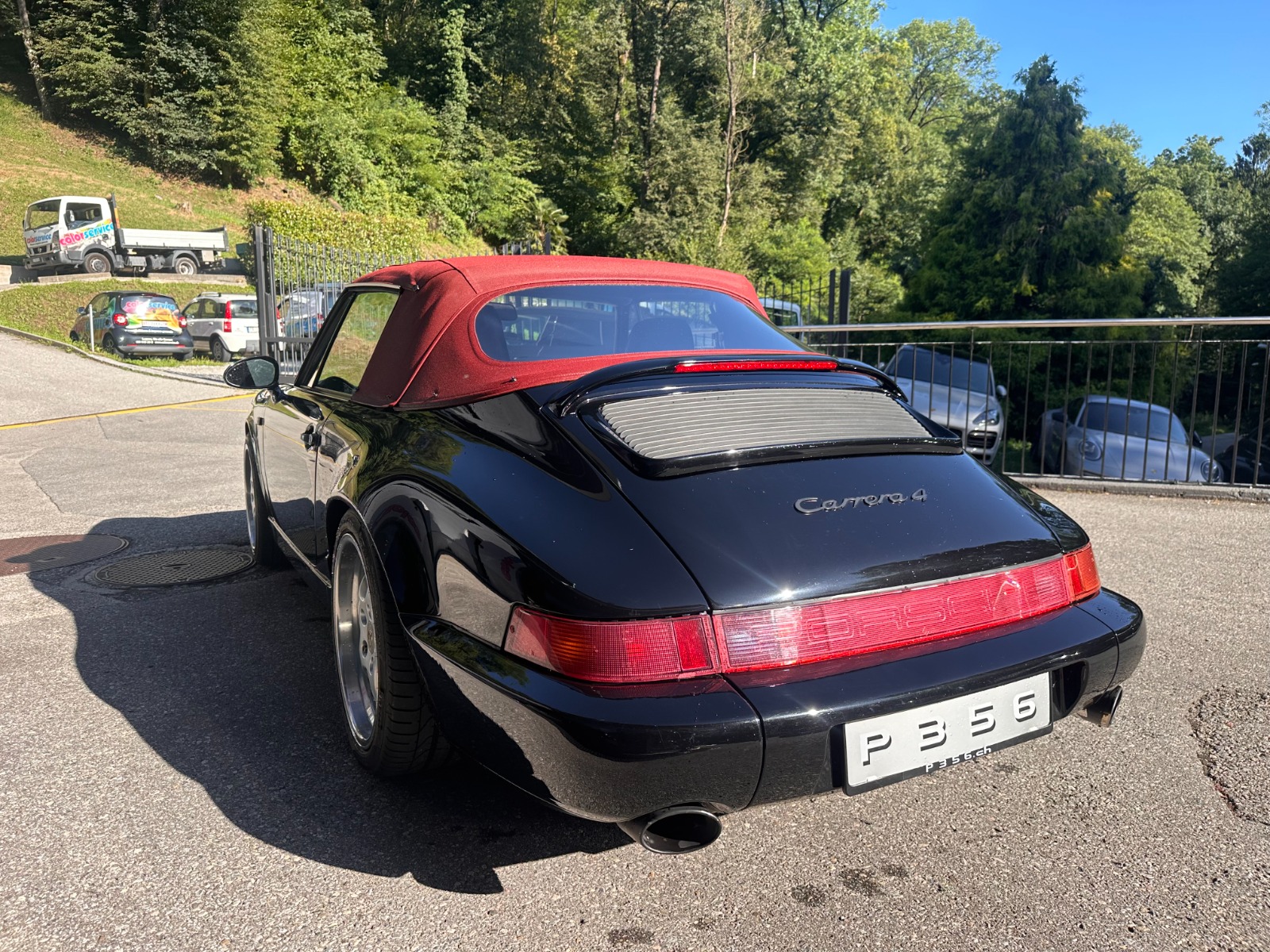 PORSCHE 911 Carrera 4 Cabrio-image-5