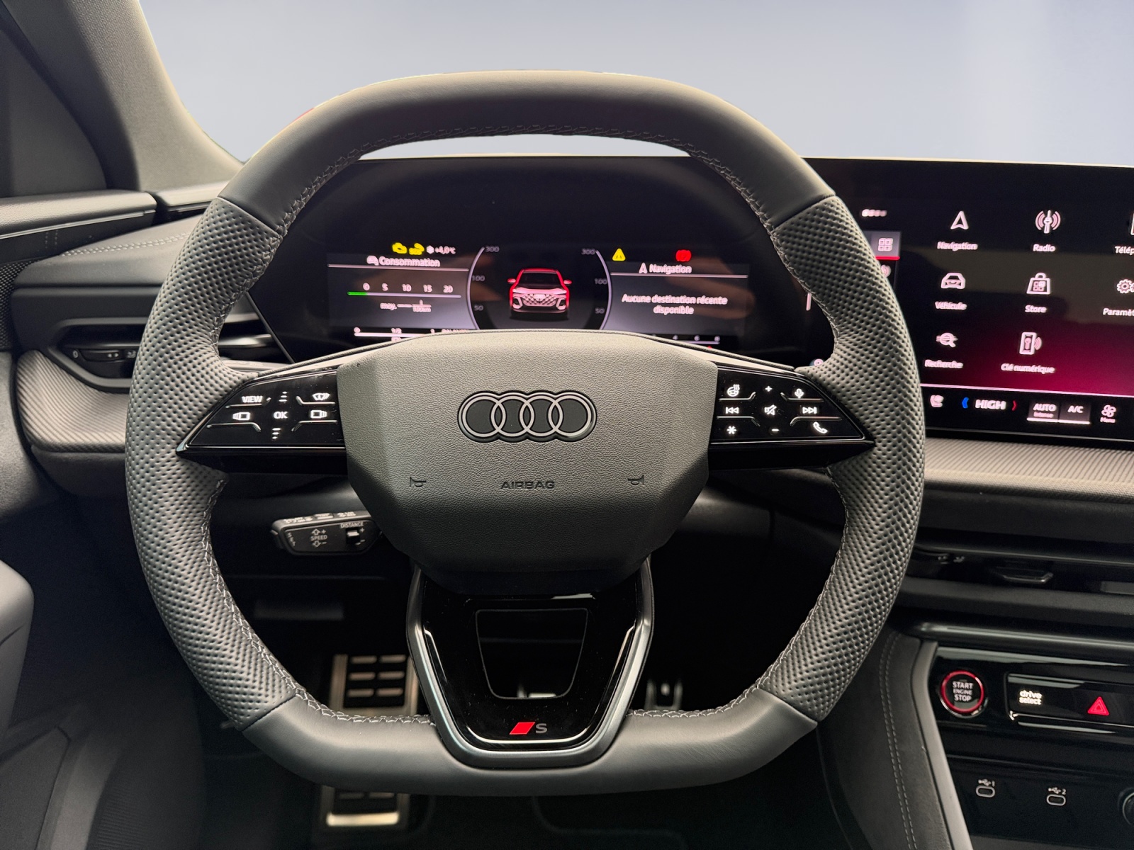 AUDI SQ5 TFSI quattro S-tronic-image-9