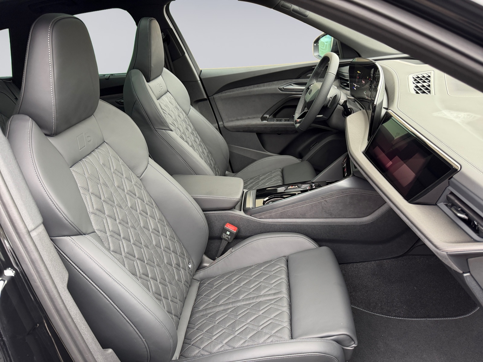 AUDI SQ5 TFSI quattro S-tronic-image-11