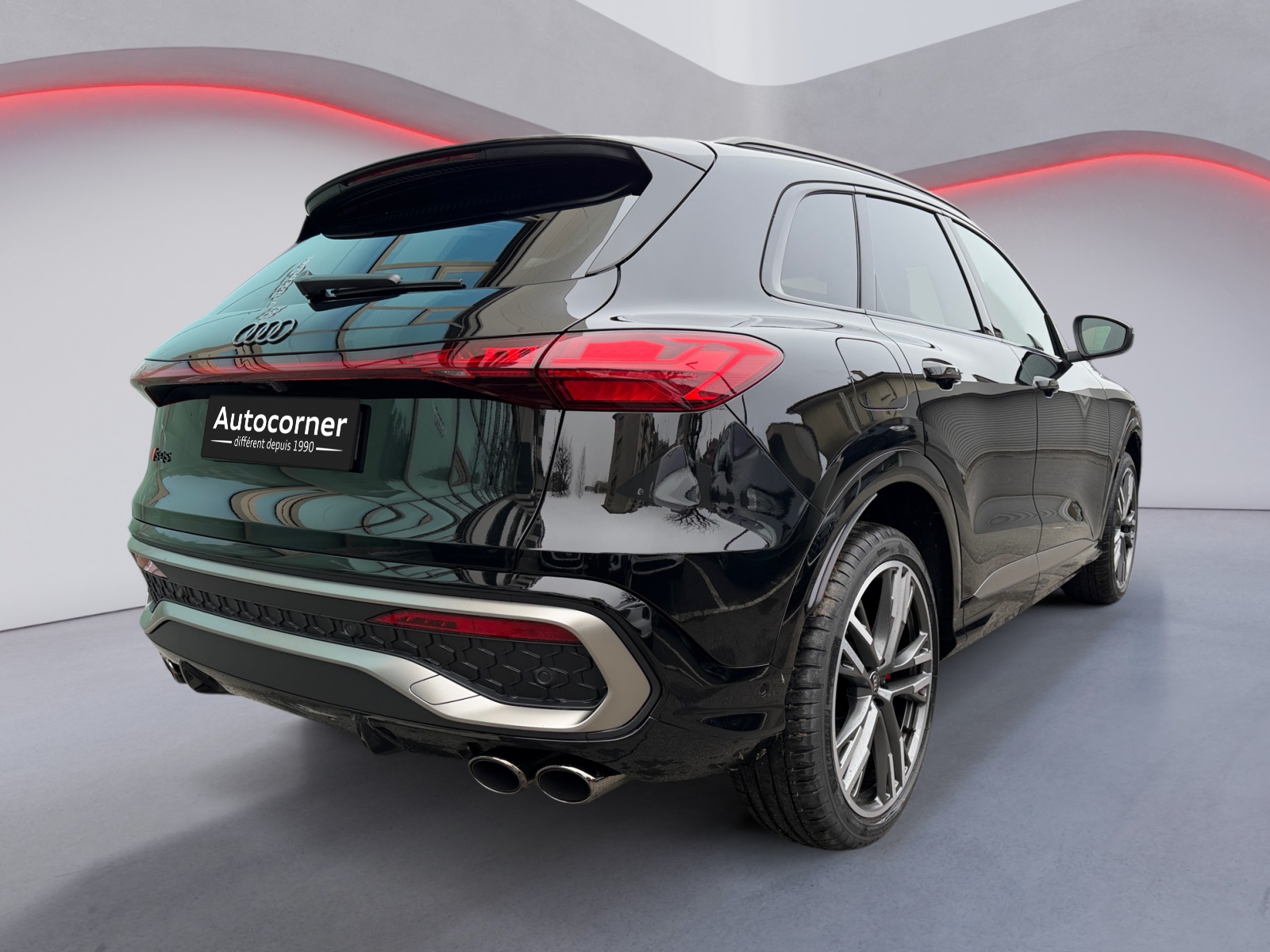 AUDI SQ5 TFSI quattro S-tronic-image-4