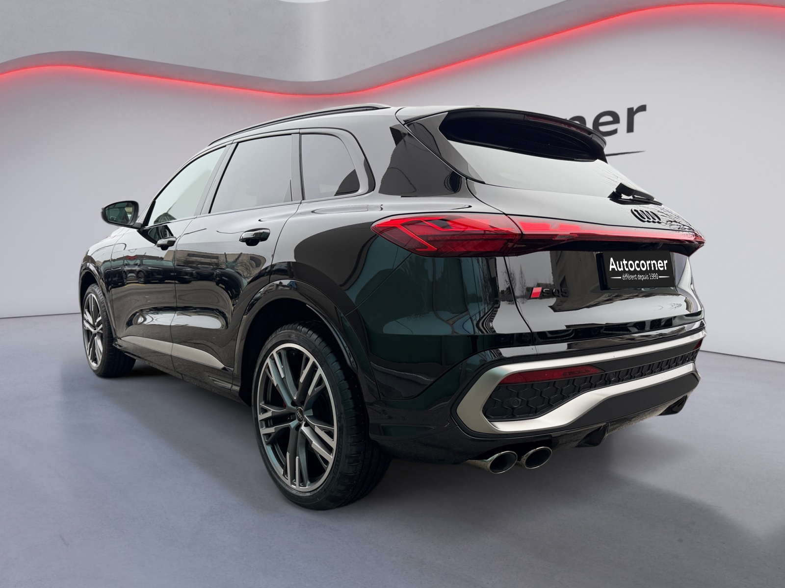 AUDI SQ5 TFSI quattro S-tronic-showroom-element-2
