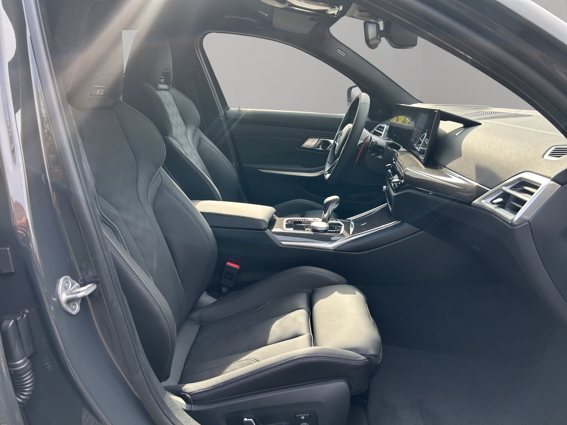 BMW M3 Touring xDrive Competition M-image-15