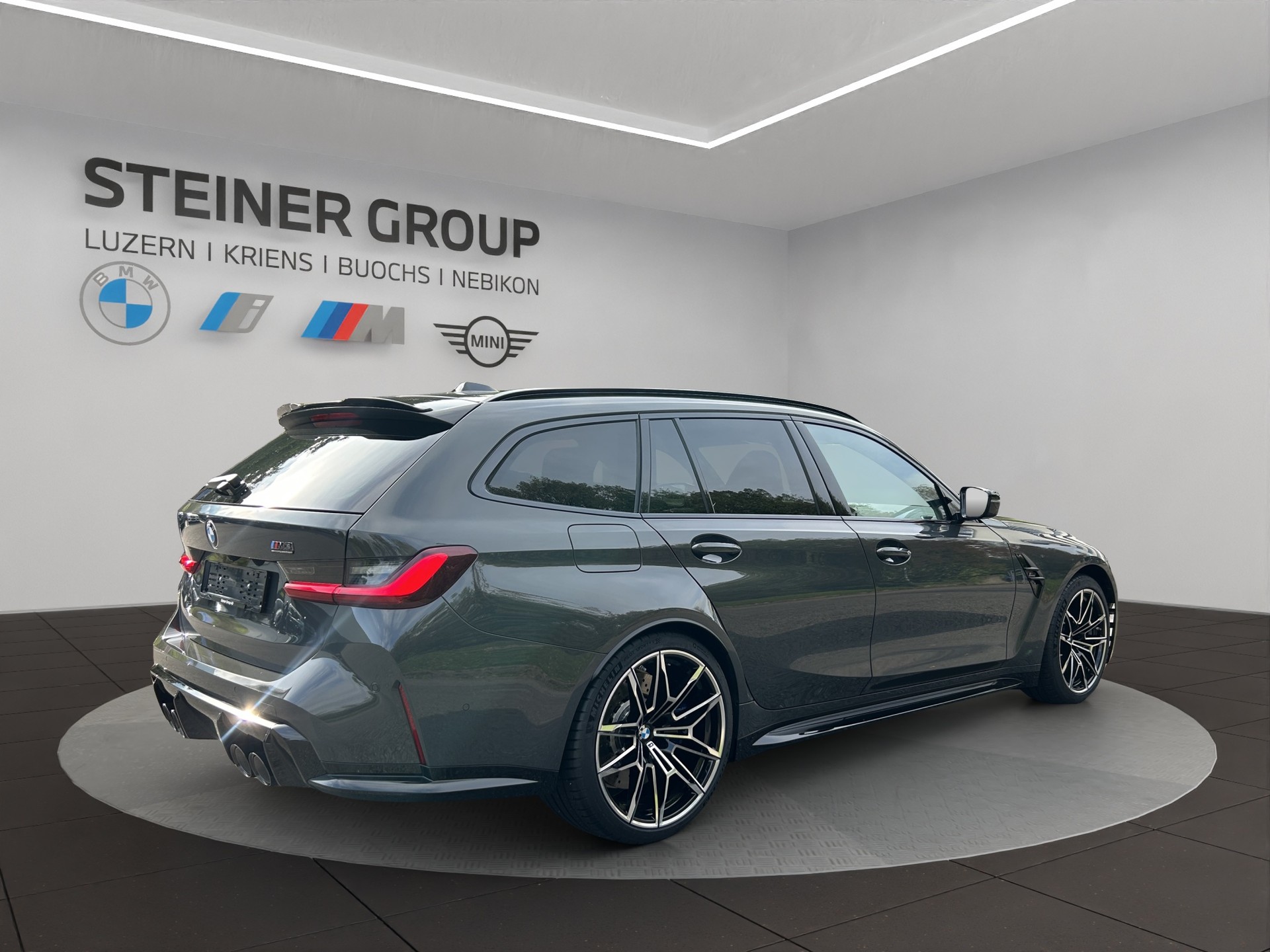 BMW M3 Touring xDrive Competition M-image-6