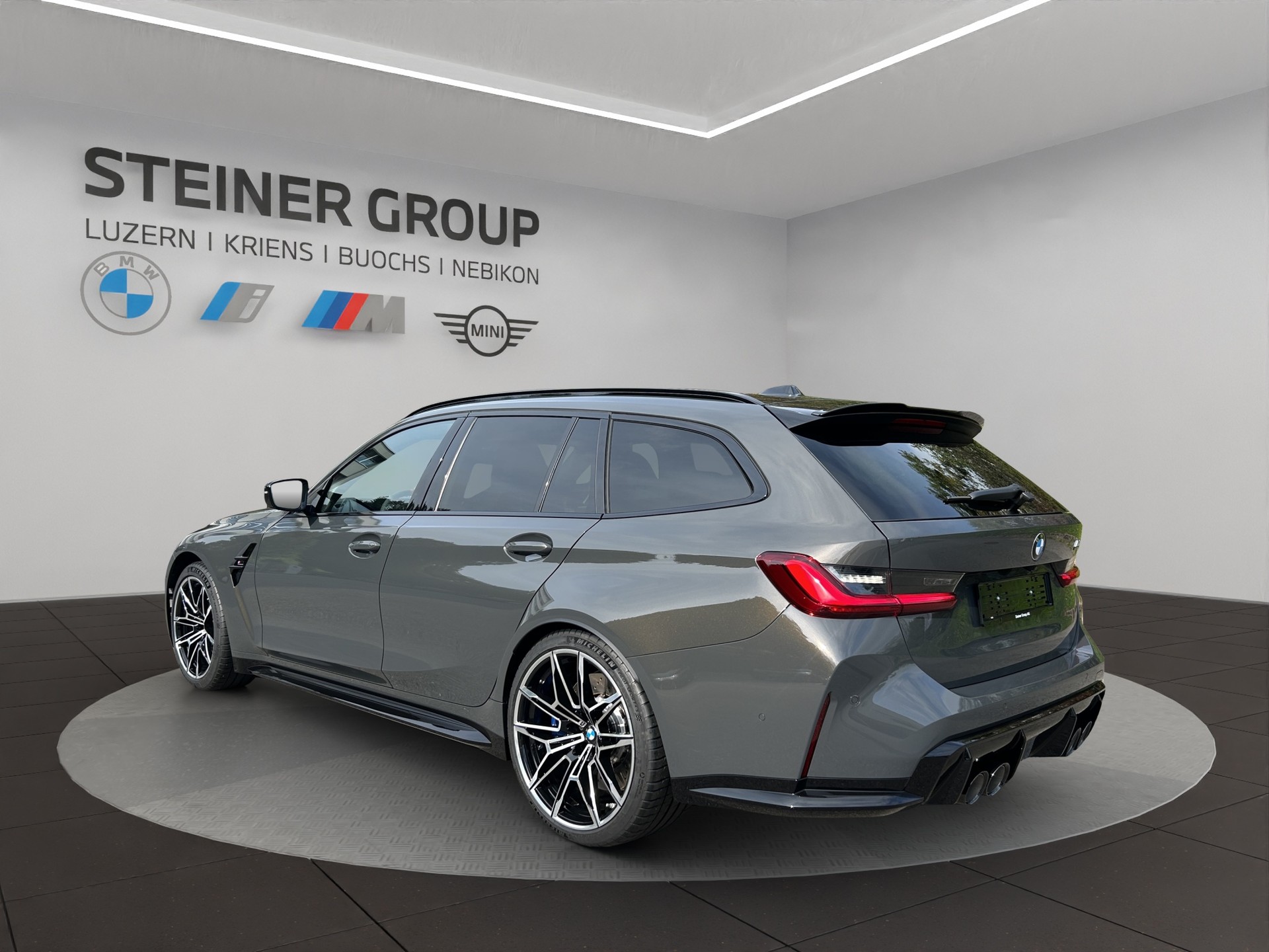 BMW M3 Touring xDrive Competition M-image-5