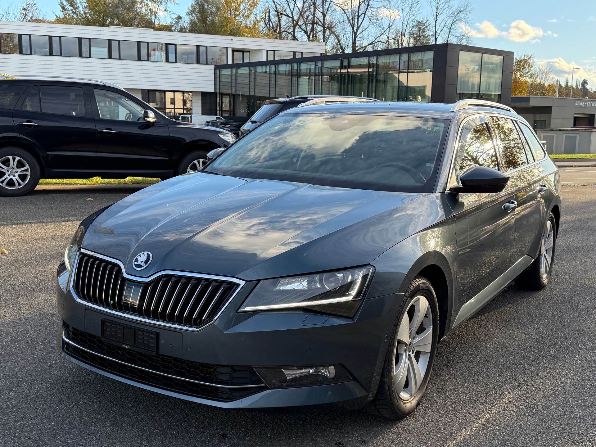 SKODA Superb Combi 2.0 TDi Style 4x4 DSG-image-13