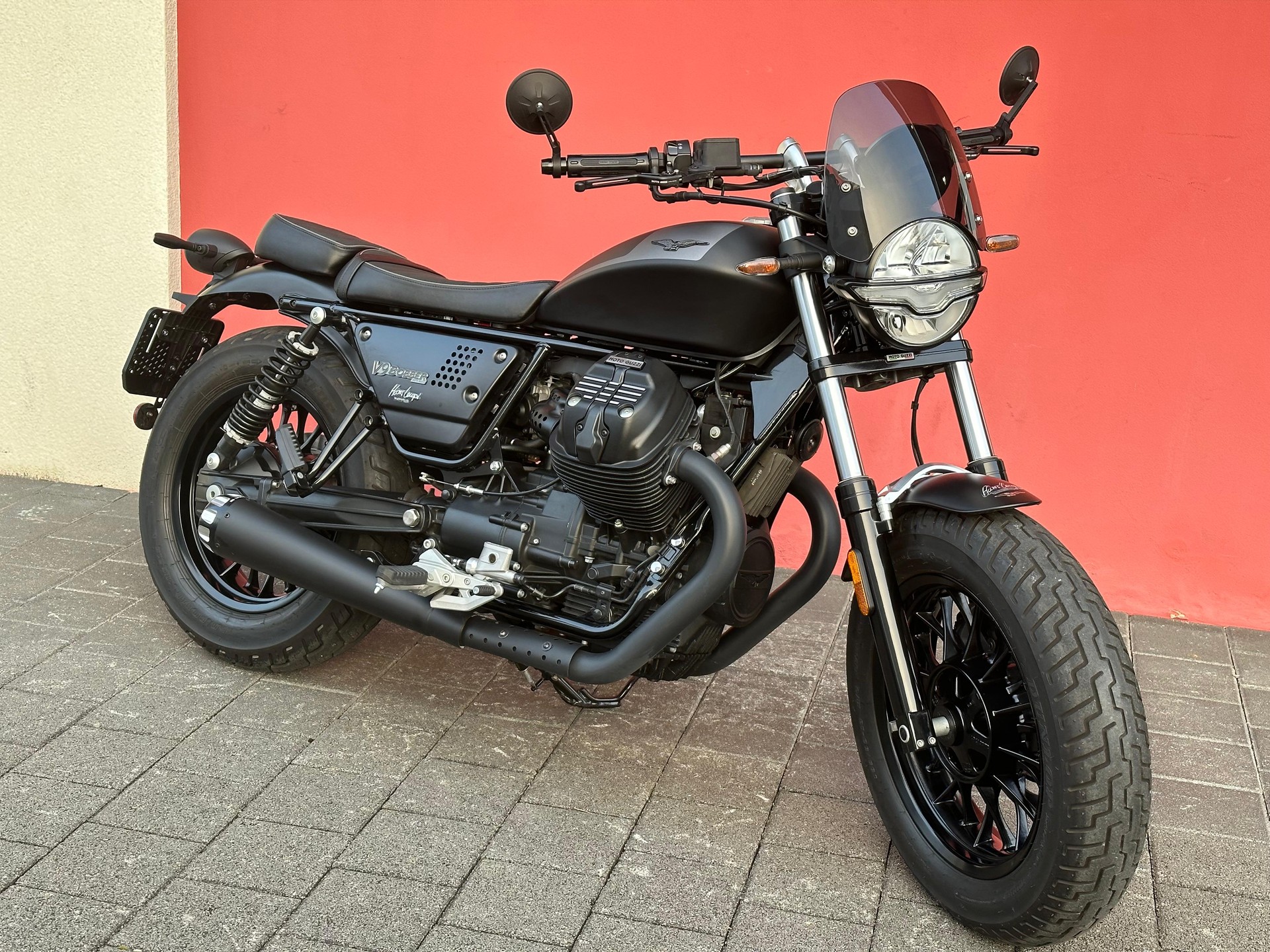 MOTO GUZZI V9 850 Bobber (35kW)-image-7