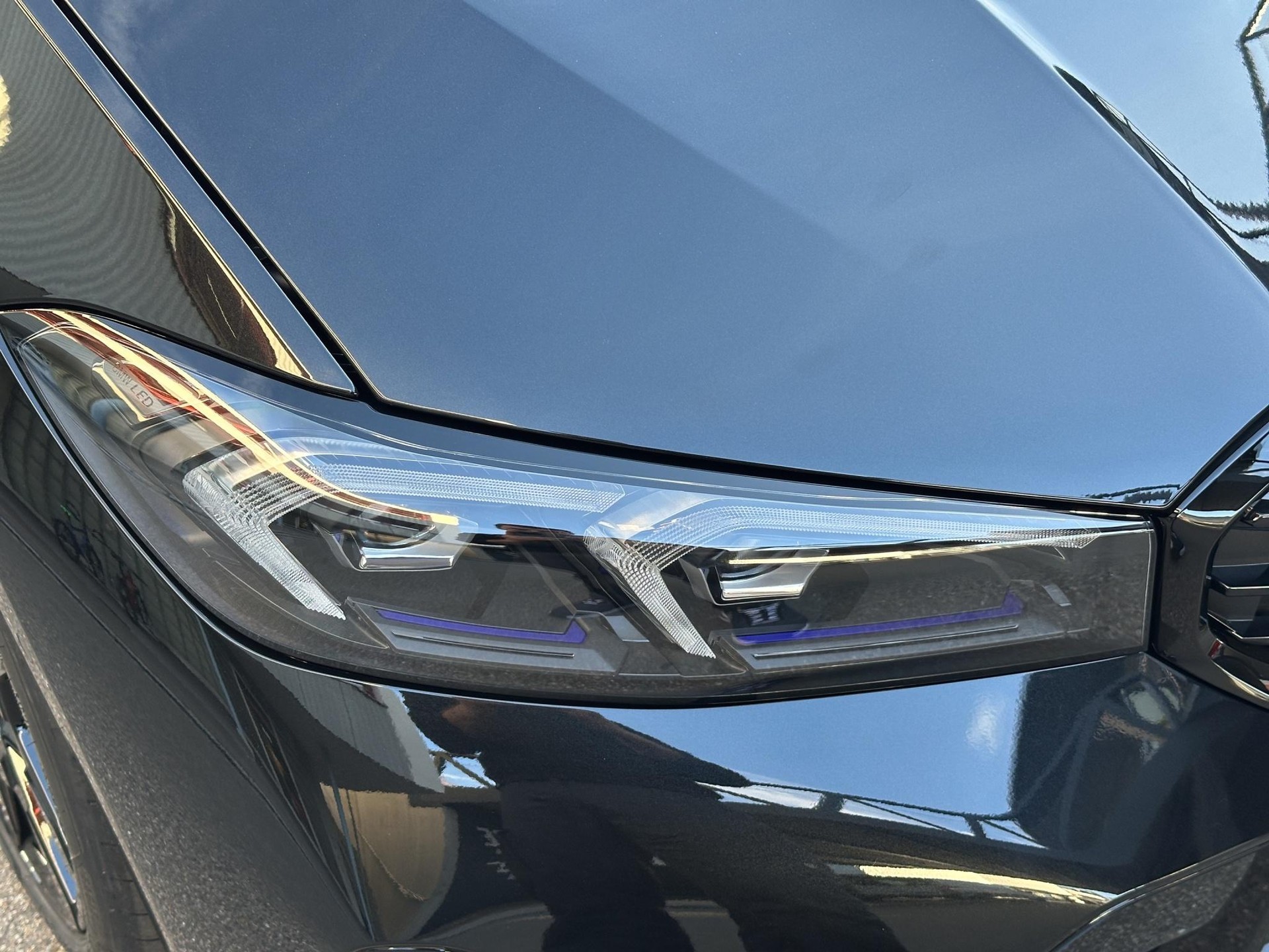 BMW M340d xDrive Touring M Sport Pro-image-9