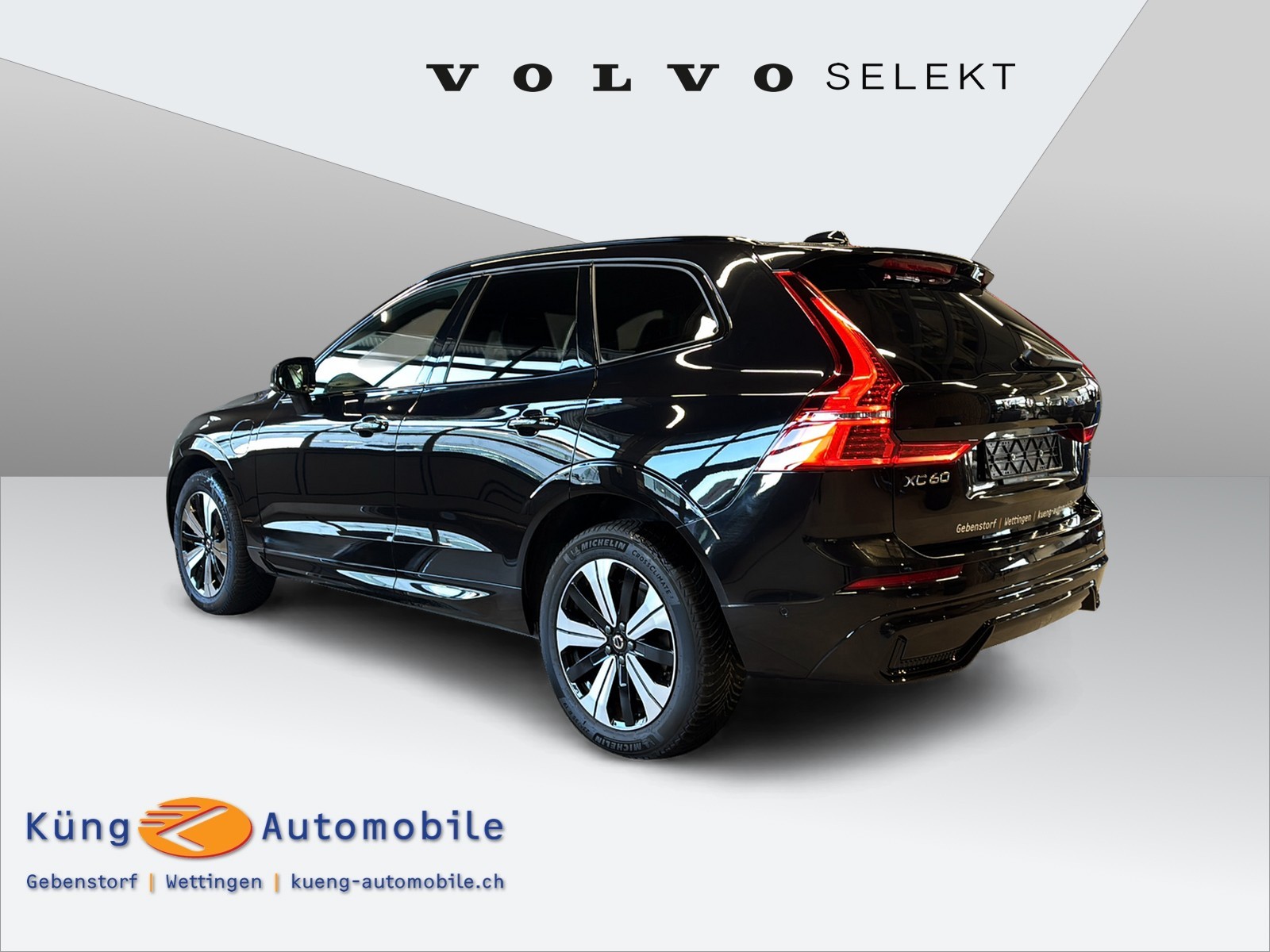 VOLVO XC60 T8 eAWD PluginHybrid Plus Dark Geartronic-image-3
