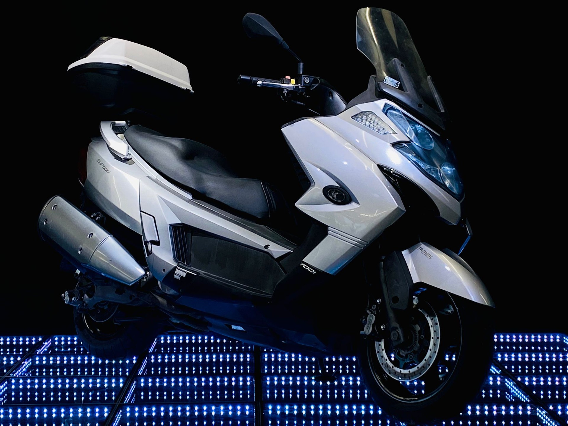 KYMCO Myroad 700 i Twin injection
