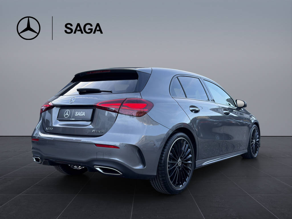 MERCEDES-BENZ A 220 AMG Line 4matic-image-5