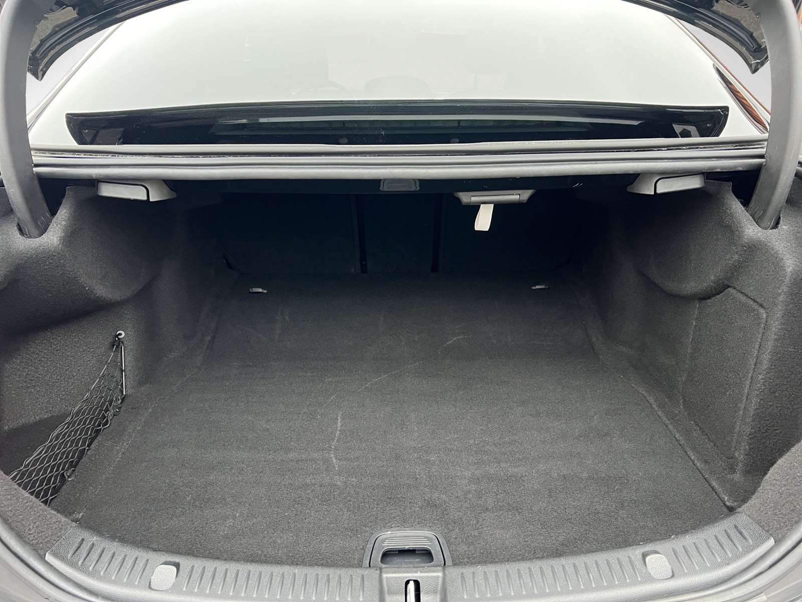 MERCEDES-BENZ E 400 d 4Matic Avantgarde 9G-Tronic-image-4