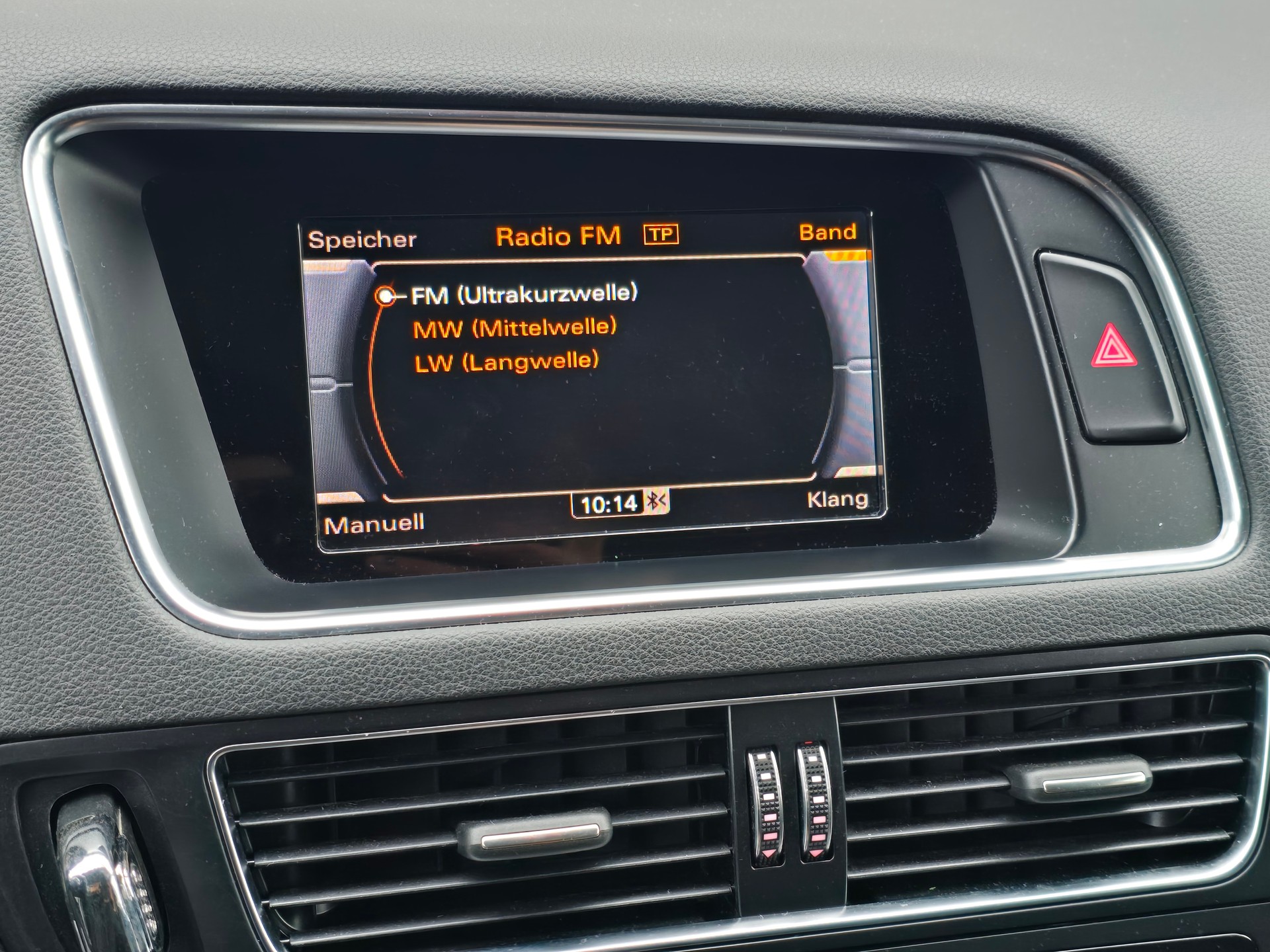 AUDI Q5 2.0 TFSI quattro tiptronic-image-18