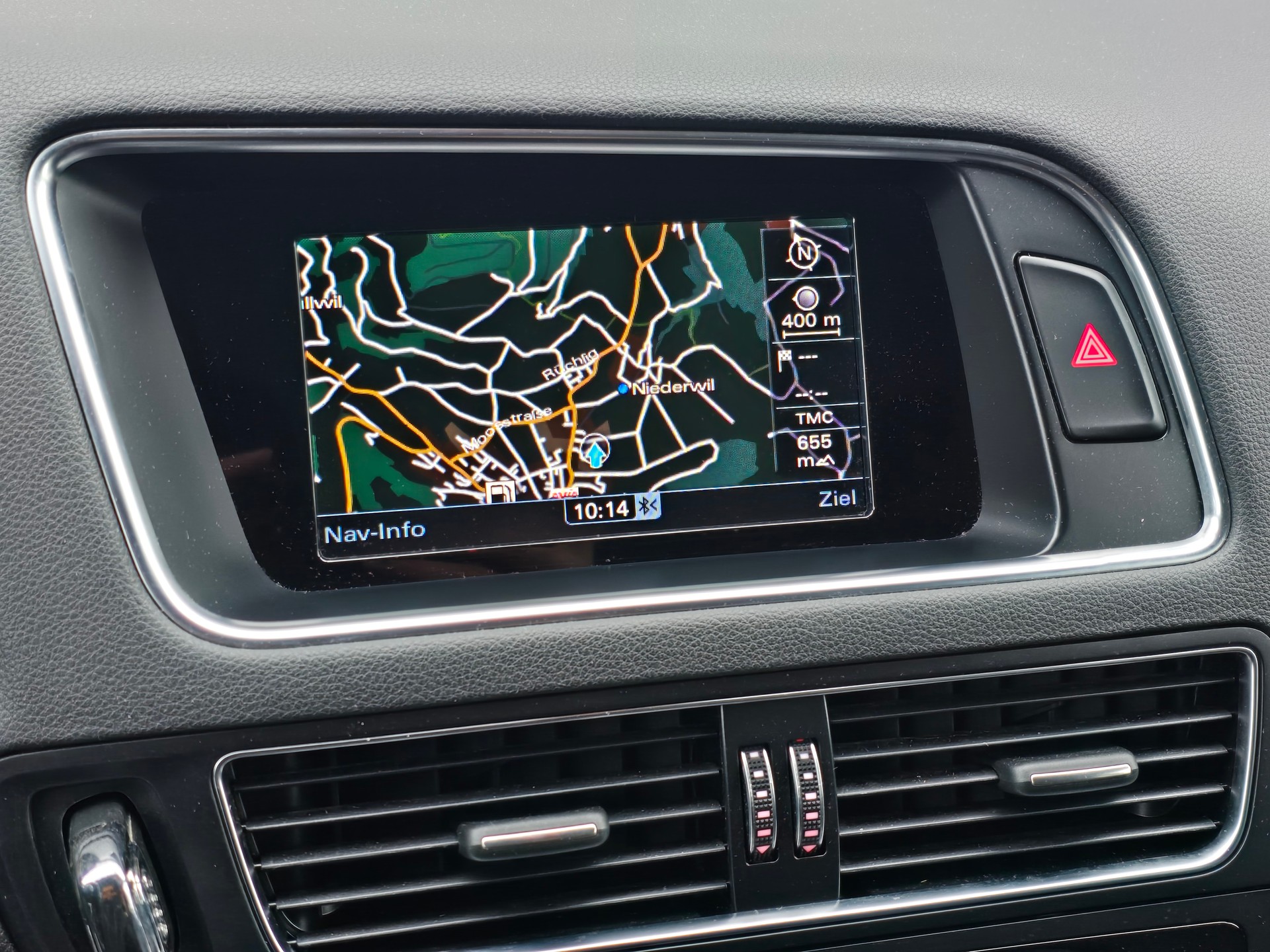 AUDI Q5 2.0 TFSI quattro tiptronic-image-16