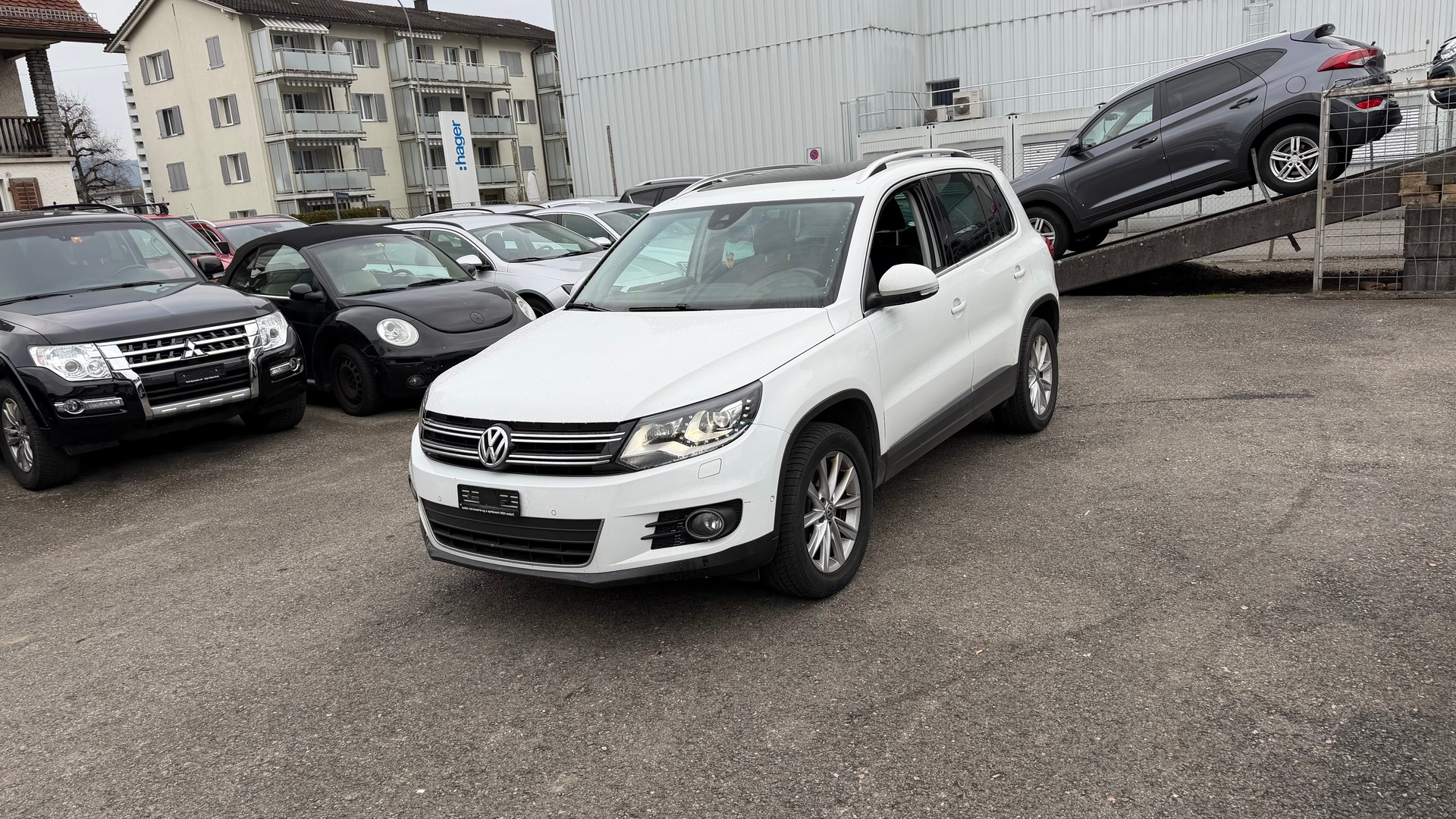 VW Tiguan 2.0 TDI BlueMotion Sport&Style 4Motion DSG-image-0