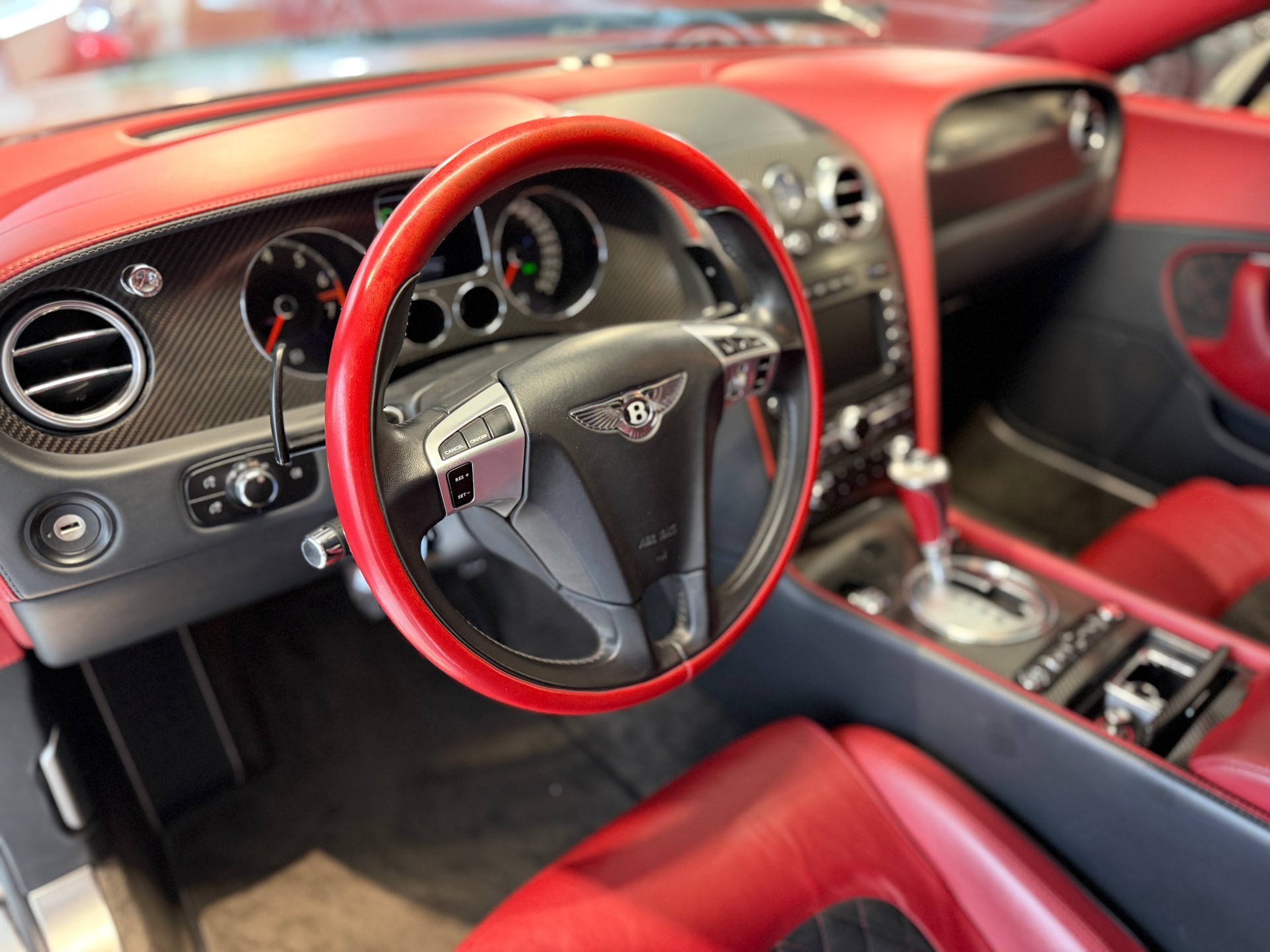 BENTLEY Continental Supersports 6.0 W12-image-14