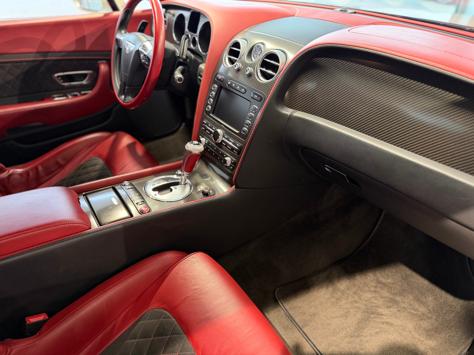 BENTLEY Continental Supersports 6.0 W12-image-19