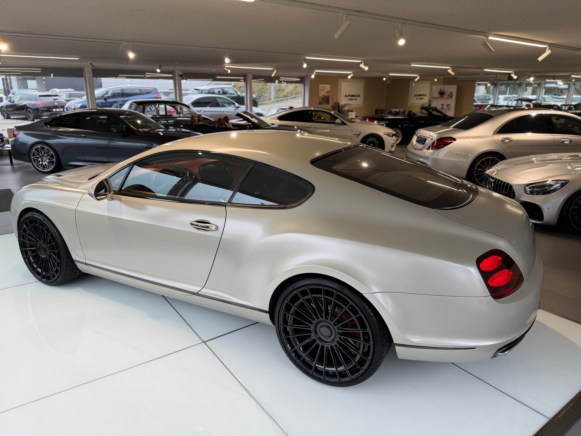 BENTLEY Continental Supersports 6.0 W12-image-10