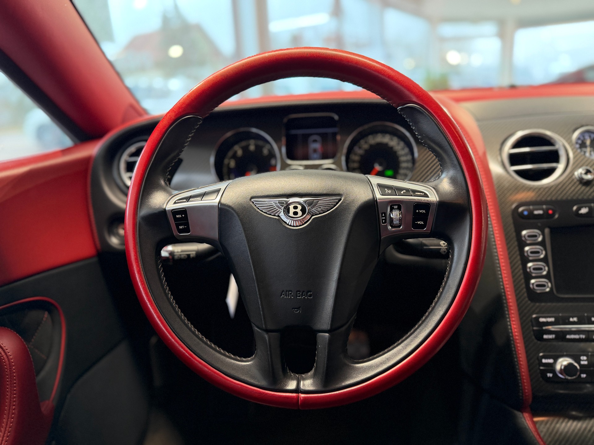 BENTLEY Continental Supersports 6.0 W12-image-24