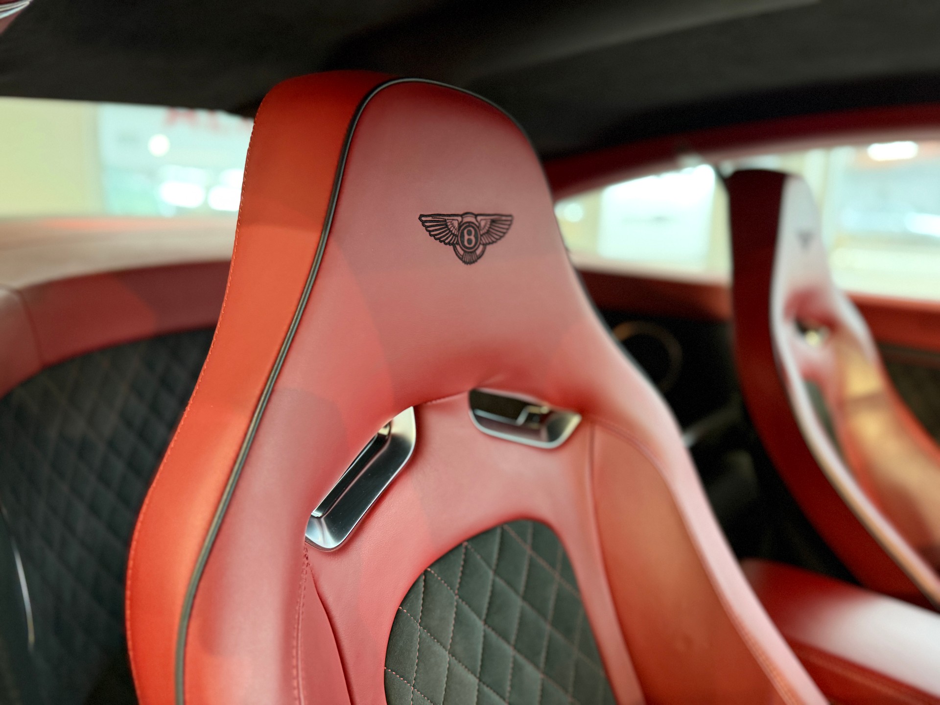 BENTLEY Continental Supersports 6.0 W12-image-20
