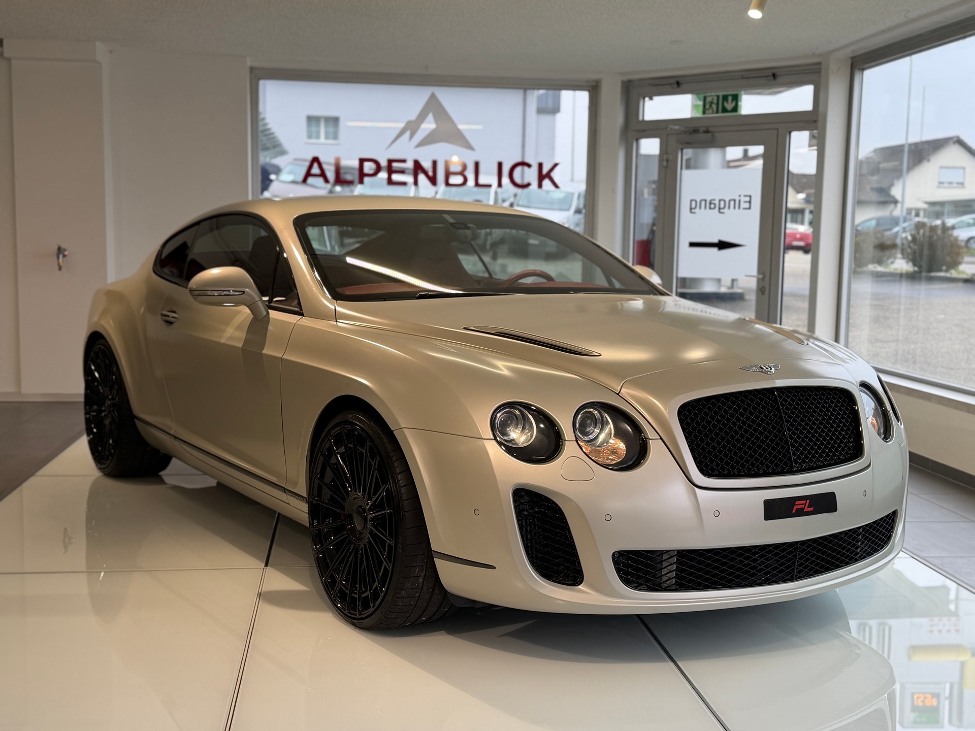 BENTLEY Continental Supersports 6.0 W12-image-4