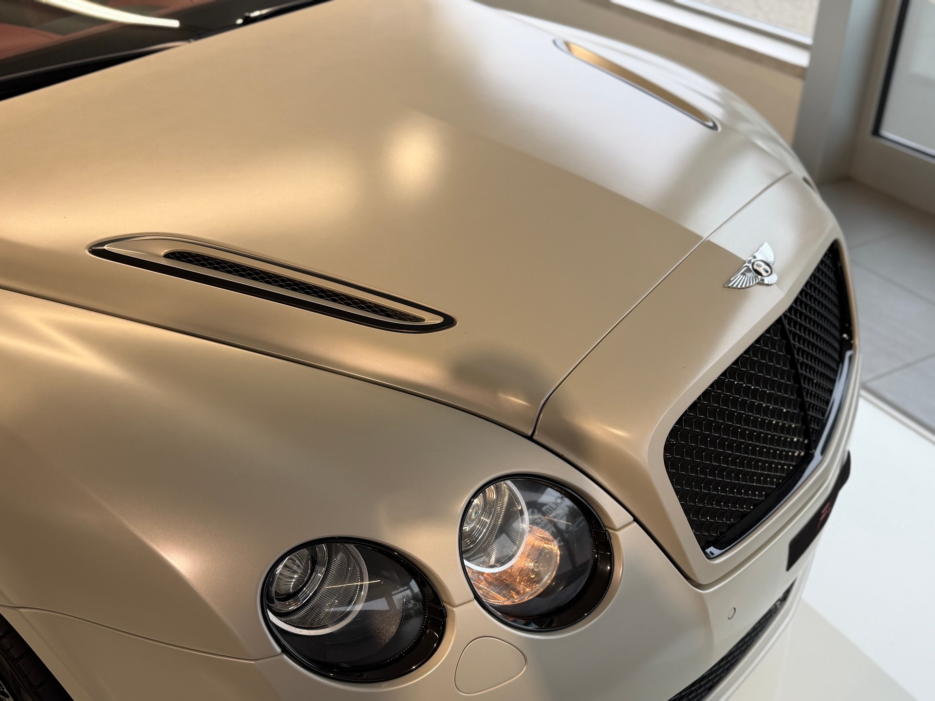 BENTLEY Continental Supersports 6.0 W12-image-15