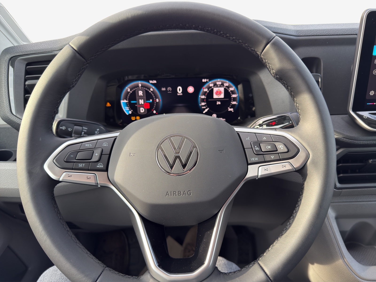 VW Crafter 35 2.0 BiTDI Entry L3 A-image-10