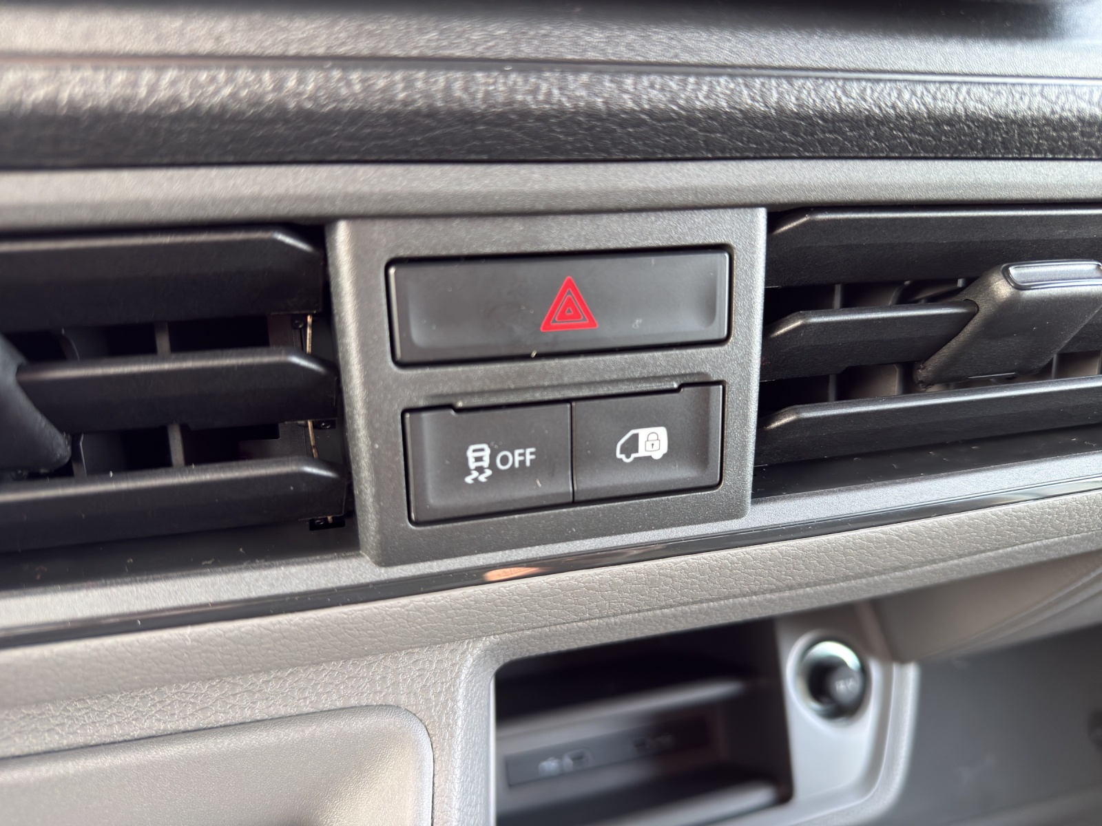 VW Crafter 35 2.0 BiTDI Entry L3 A-image-13
