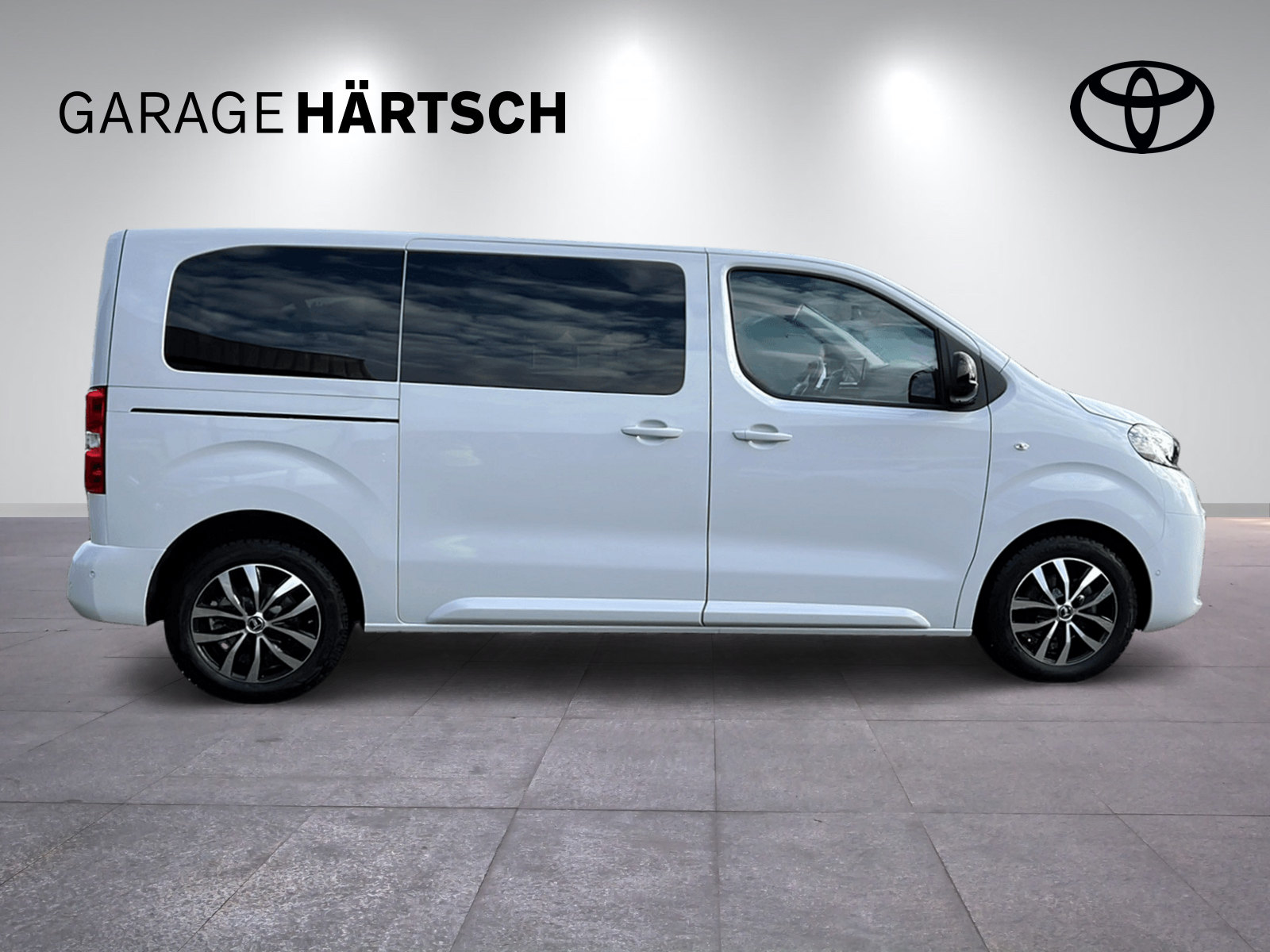 TOYOTA PROACE Verso L1 2.0 D Trend-image-7