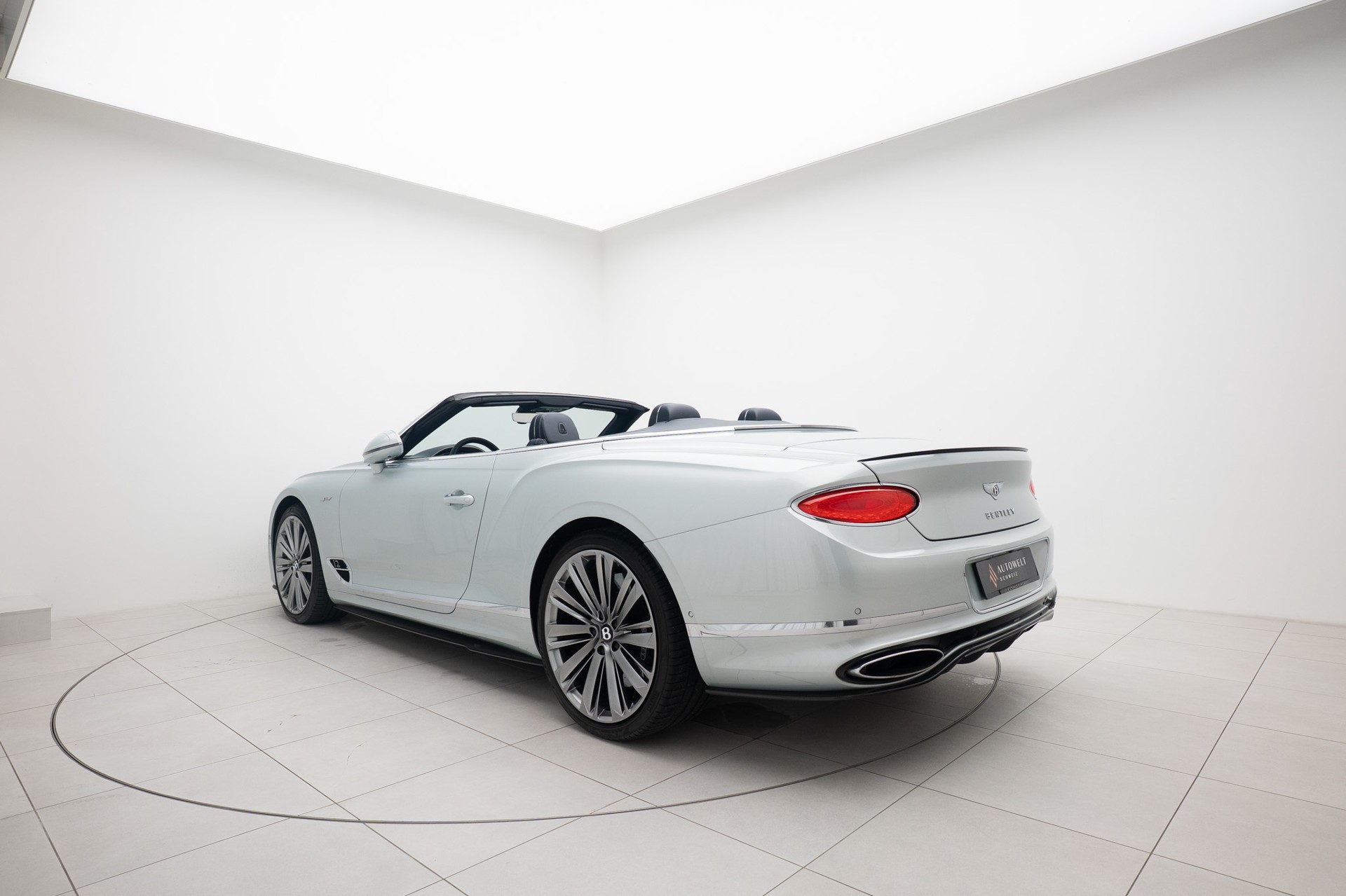 BENTLEY Continental GTC 6.0 W12 Speed-image-2