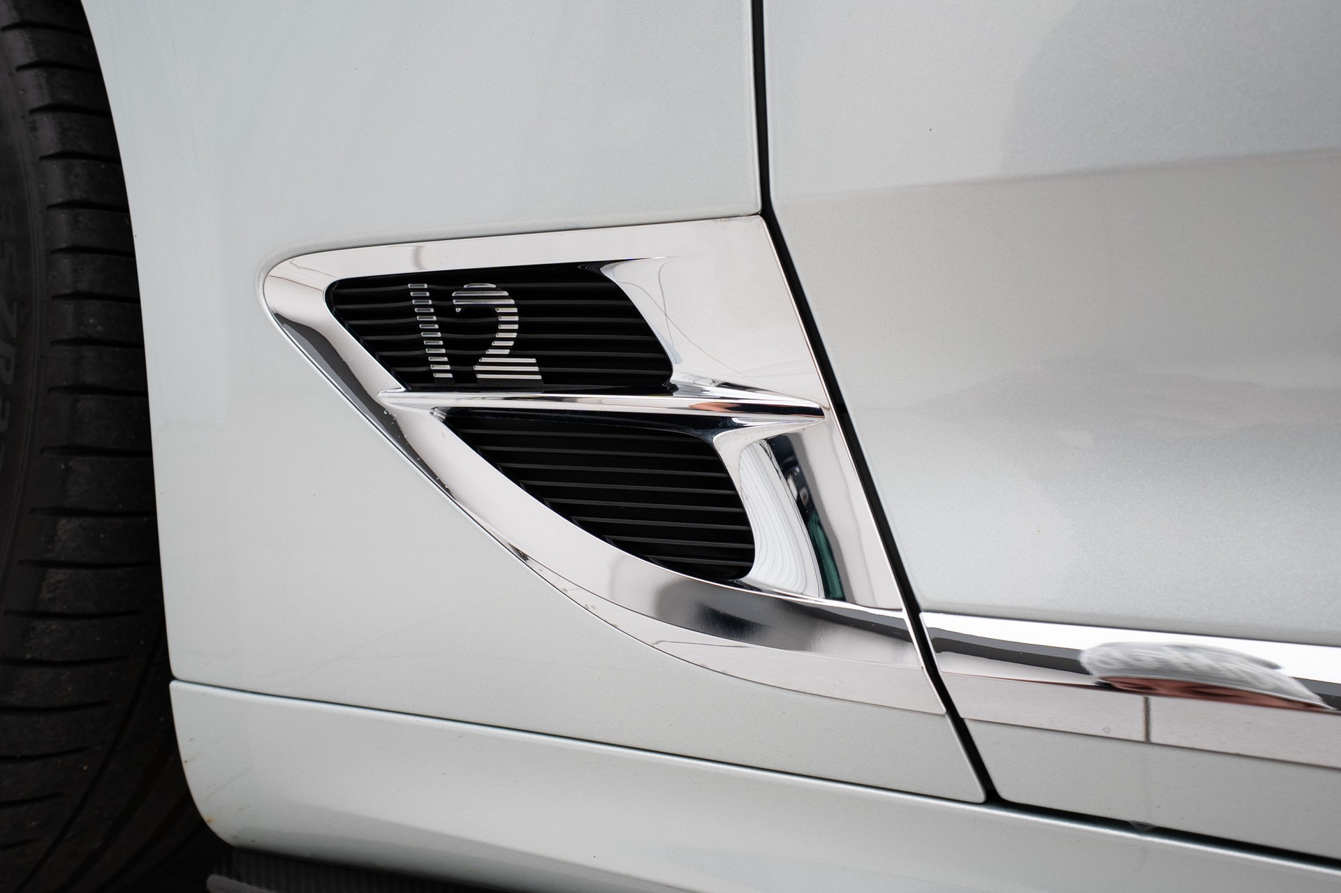 BENTLEY Continental GTC 6.0 W12 Speed-image-19