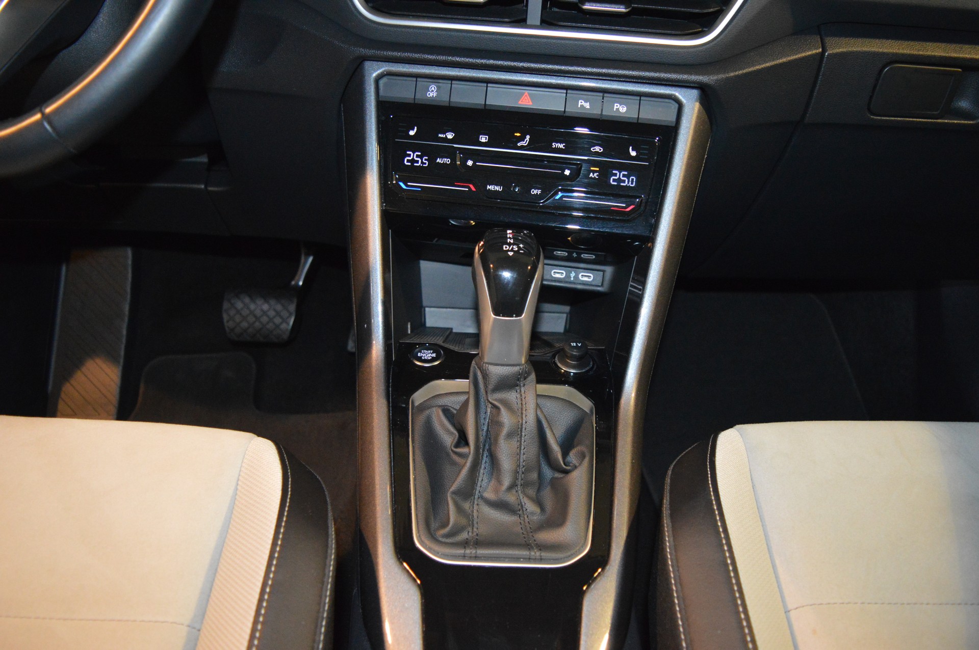 VW T-Roc 1.5 TSI EVO Style DSG-image-23
