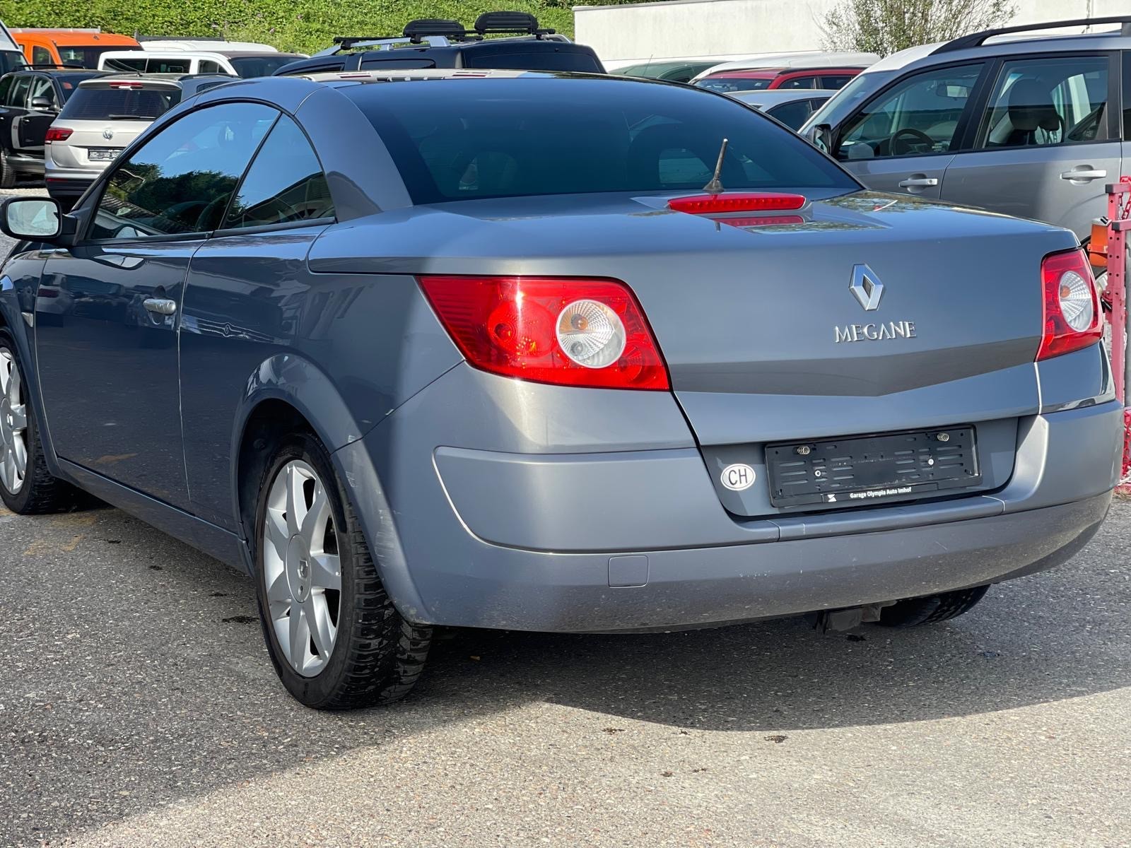 RENAULT Mégane C-C 2.0 16V Privilège Luxe-image-6