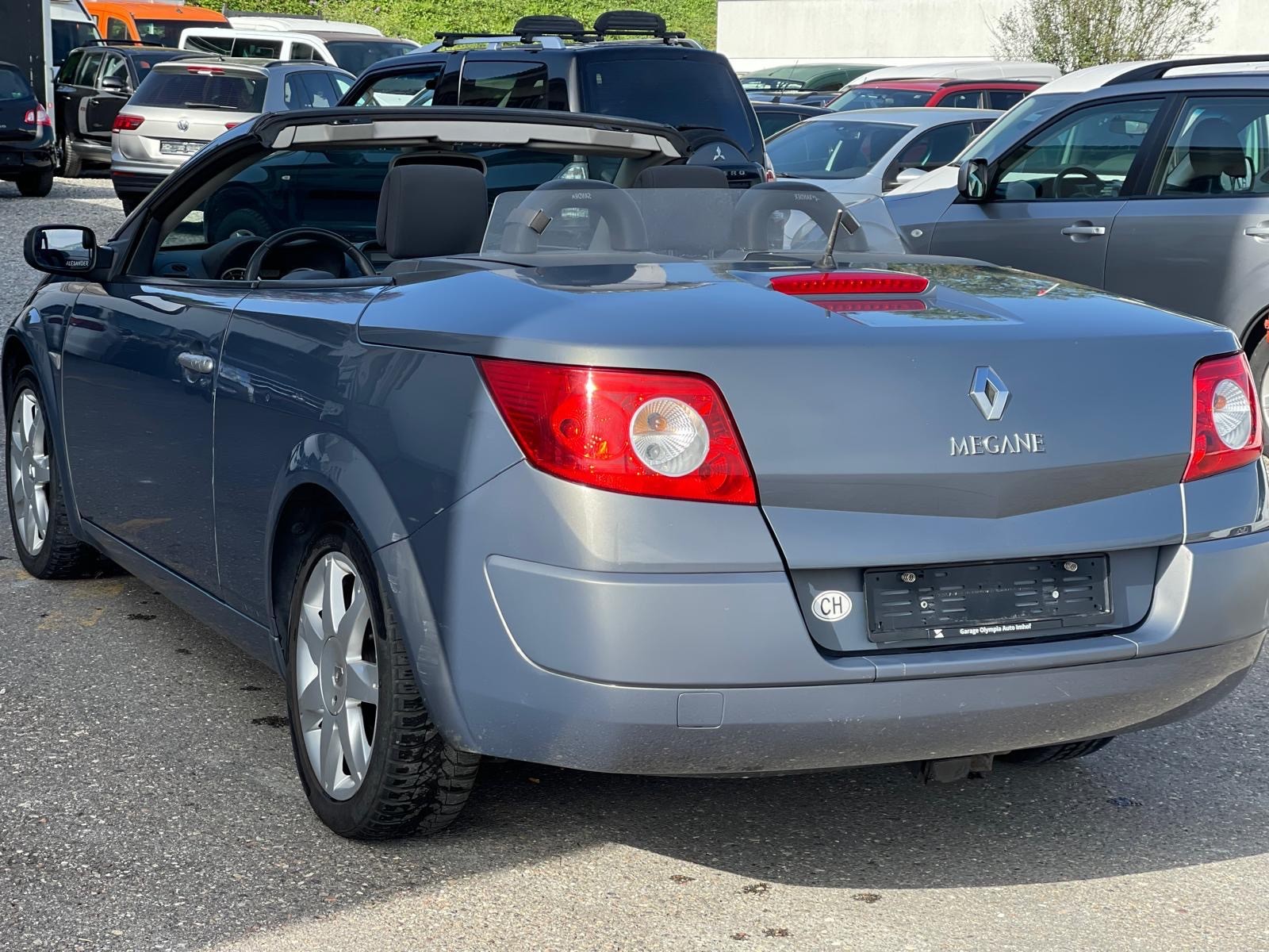 RENAULT Mégane C-C 2.0 16V Privilège Luxe-image-10