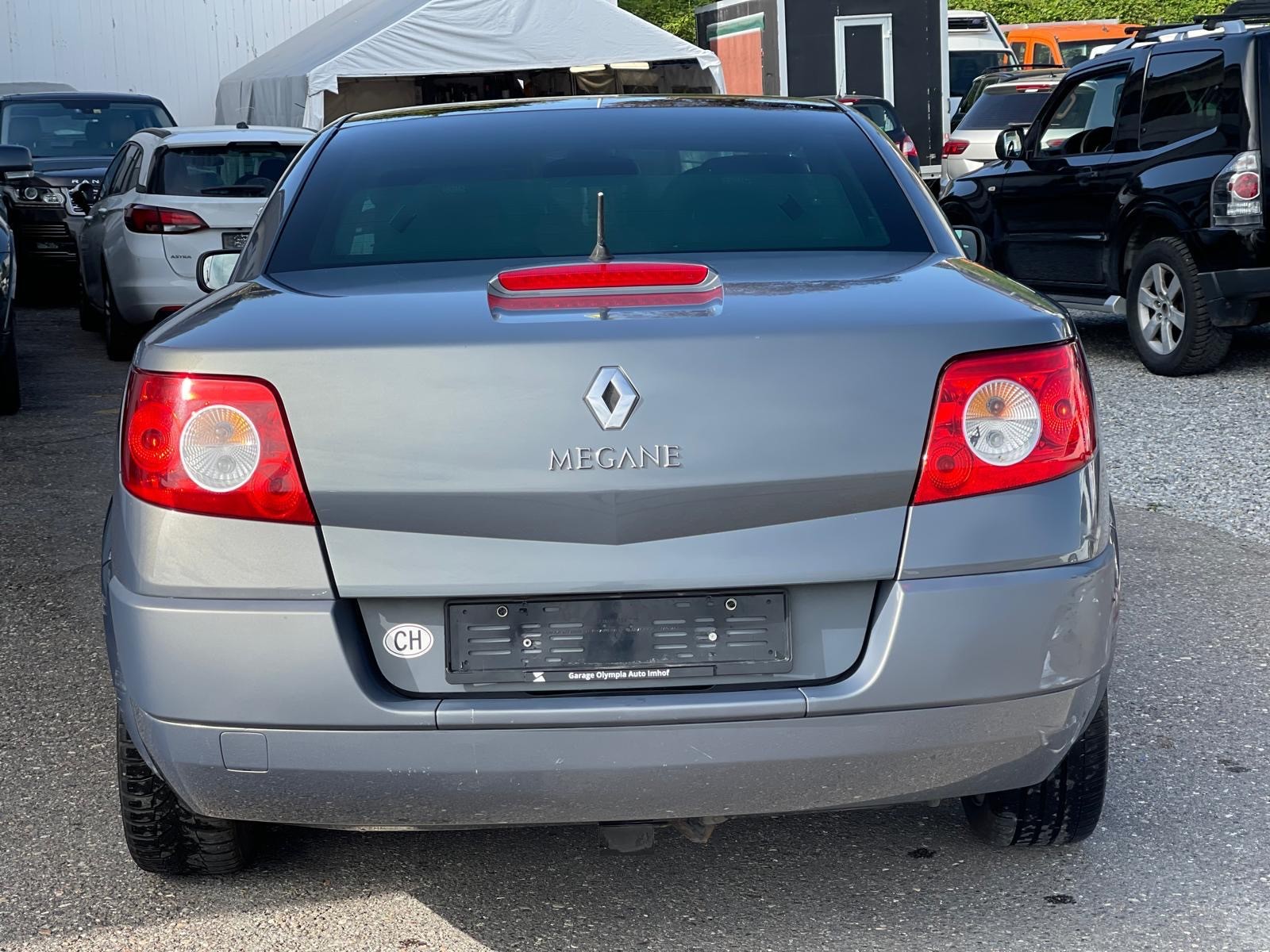 RENAULT Mégane C-C 2.0 16V Privilège Luxe-image-5
