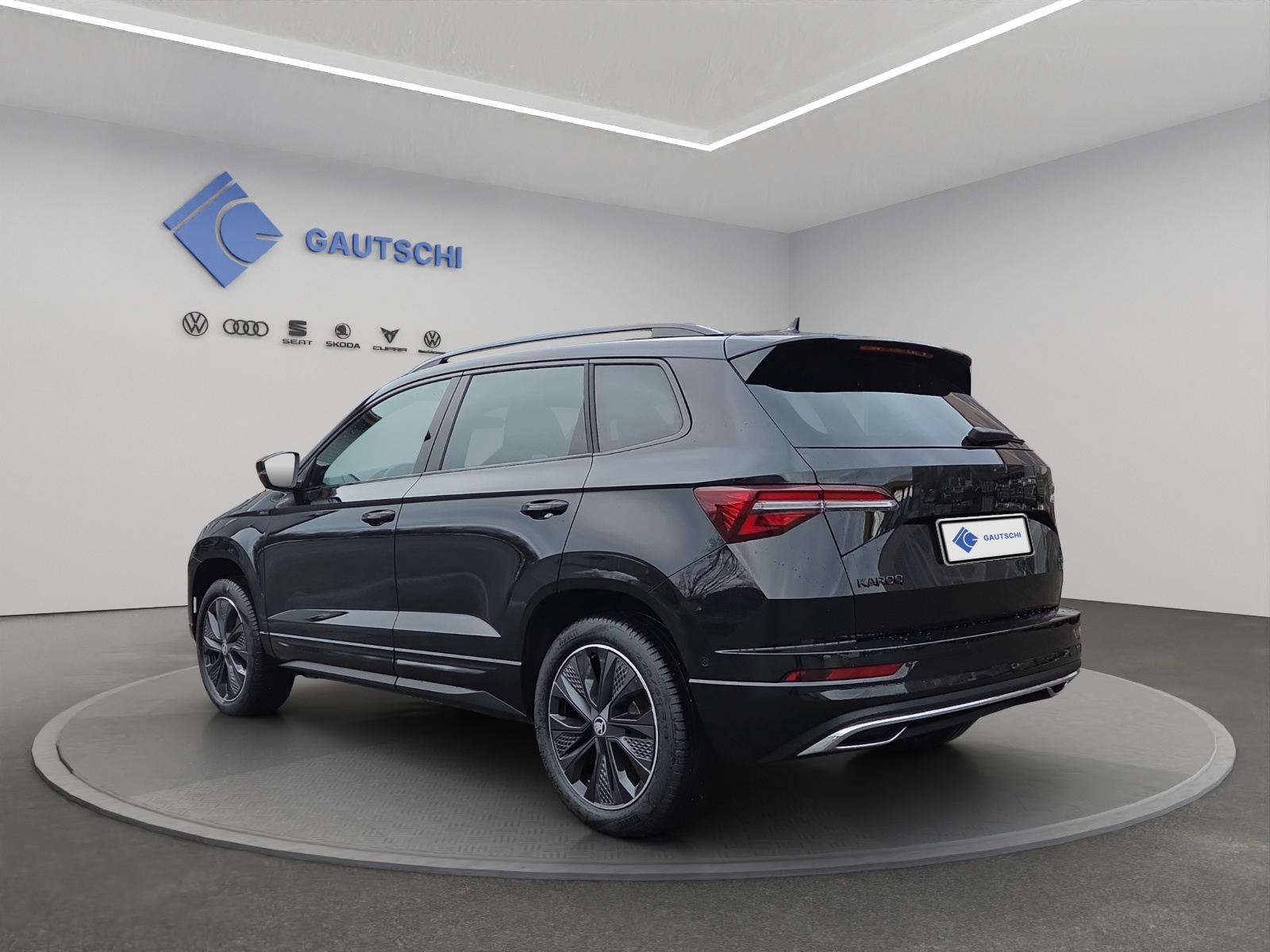 SKODA Karoq 2.0 TSI SportLine 4x4 DSG-image-2