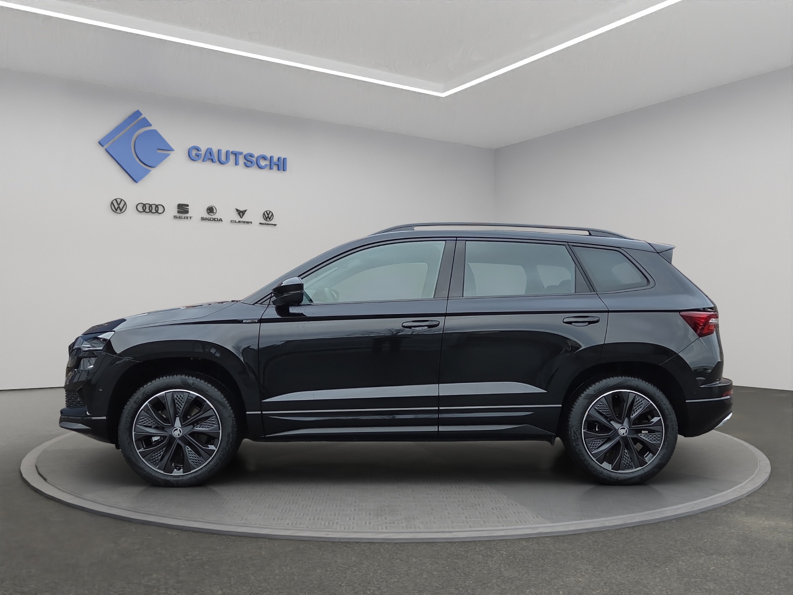 SKODA Karoq 2.0 TSI SportLine 4x4 DSG-image-1