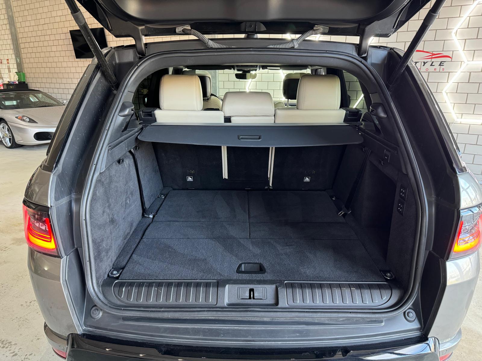 LAND ROVER Range Rover Sport 3.0 SDV6 HSE Dynamic Automatic-image-14