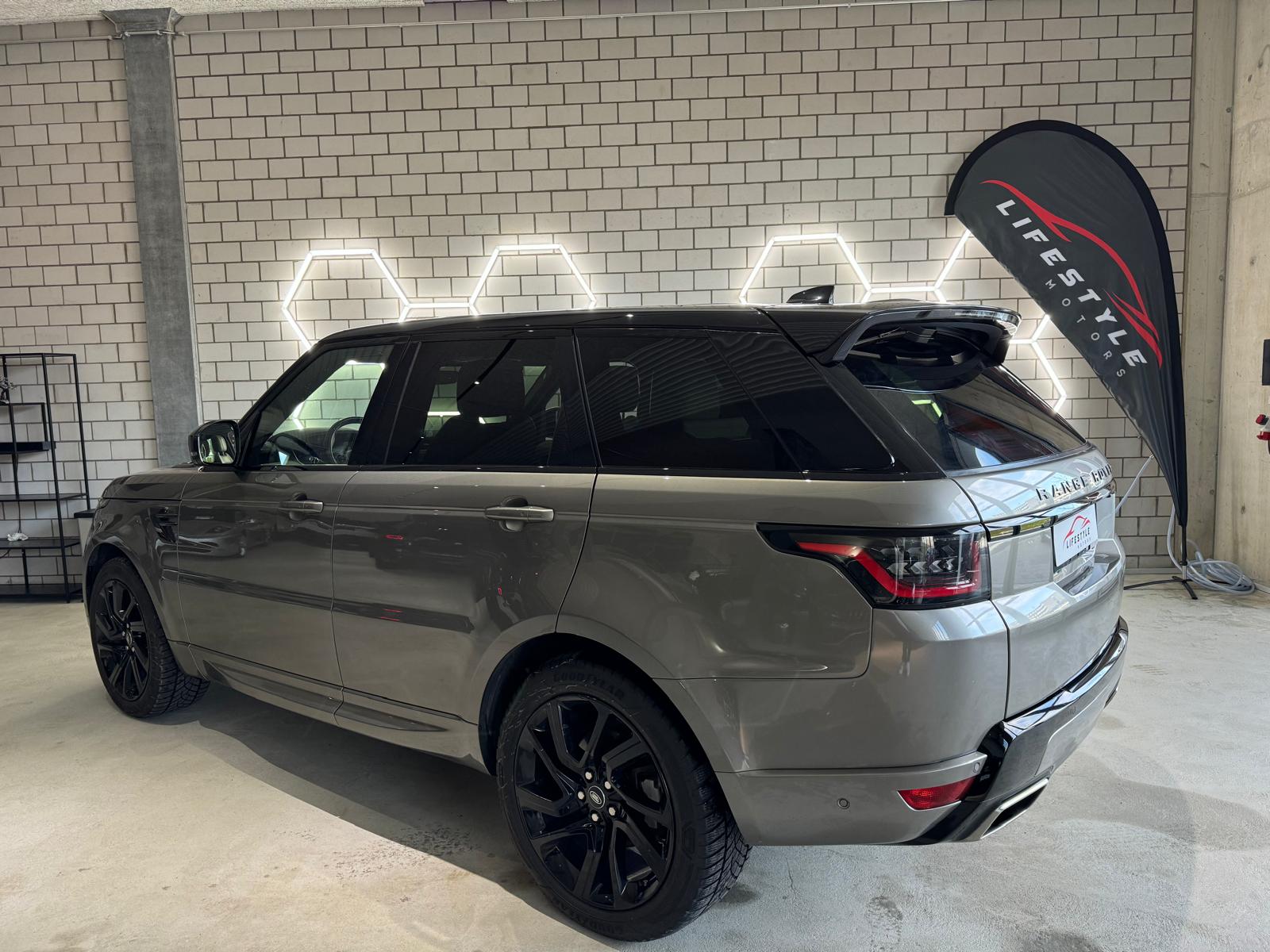 LAND ROVER Range Rover Sport 3.0 SDV6 HSE Dynamic Automatic-image-2