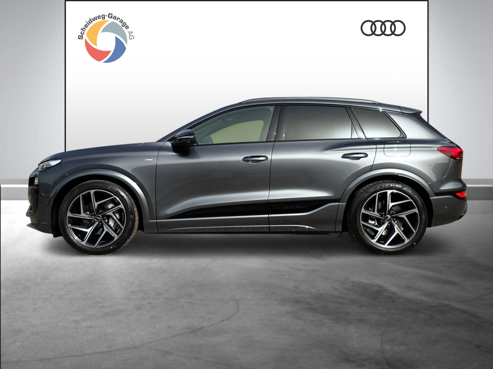 AUDI Q6 e-tron quattro-image-2