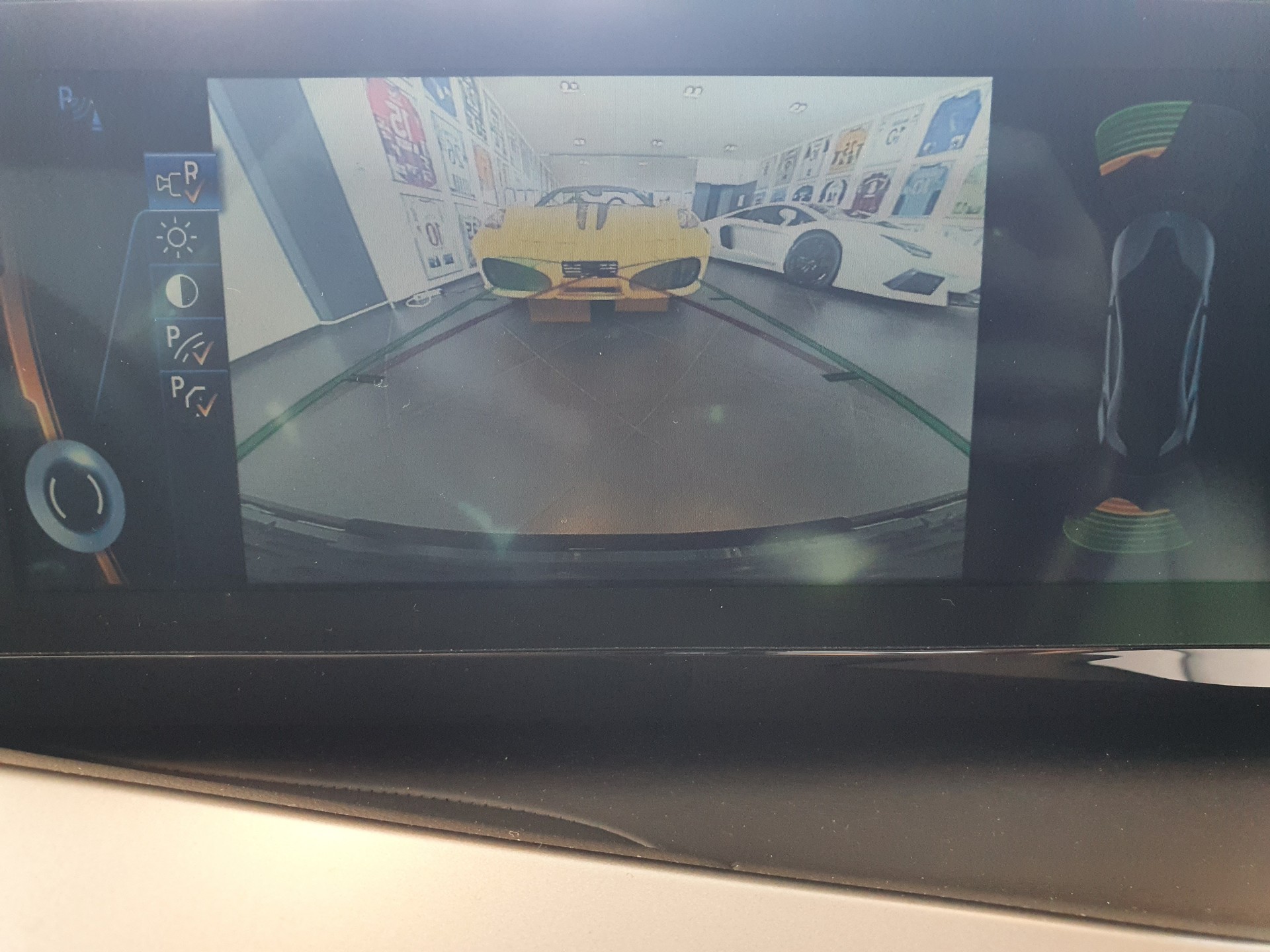 BMW i8 Coupé-image-25