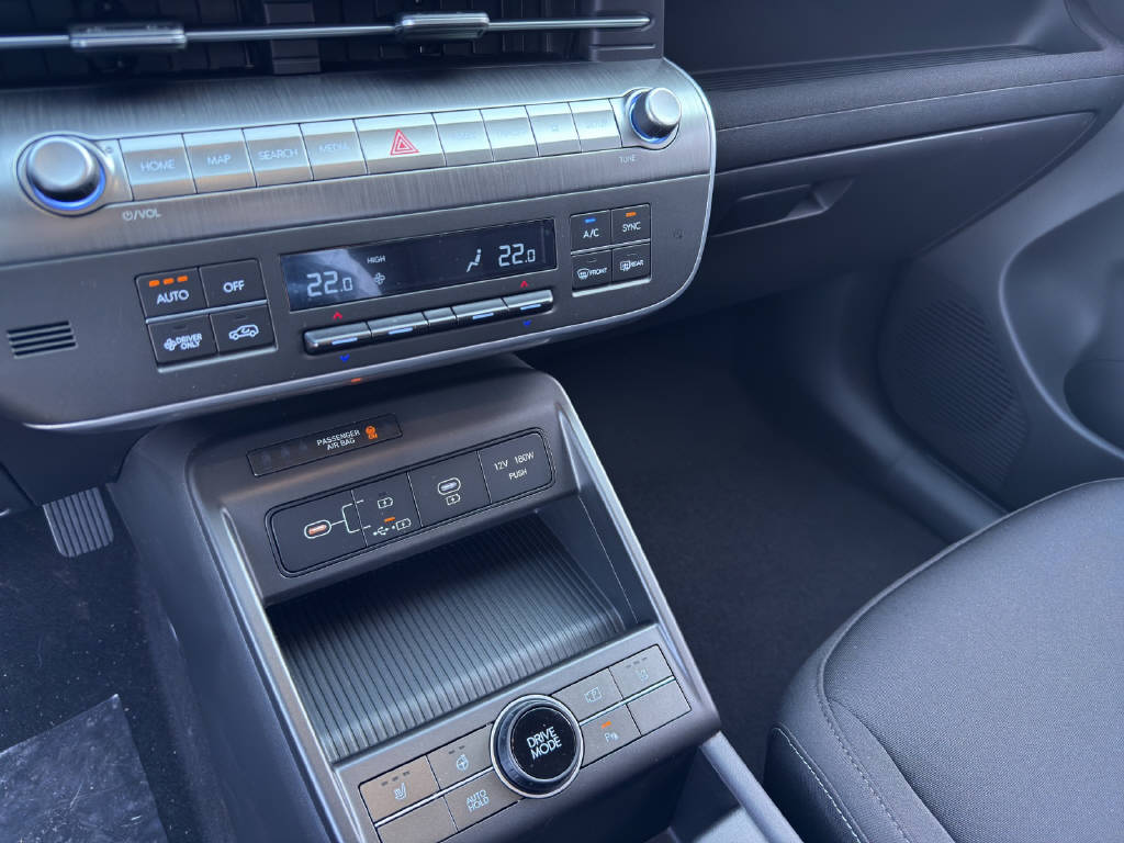 HYUNDAI Kona Electric Origo 65kWh-image-7