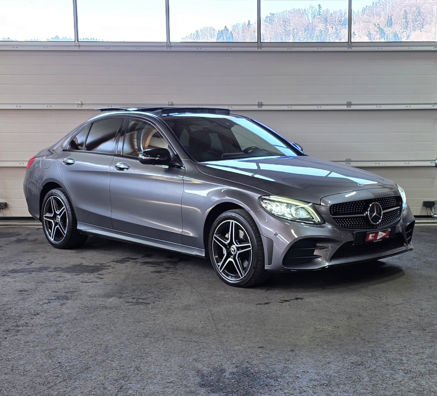 MERCEDES-BENZ C 220 d Swiss Star AMG Line 4Matic 9G-Tronic-image-6