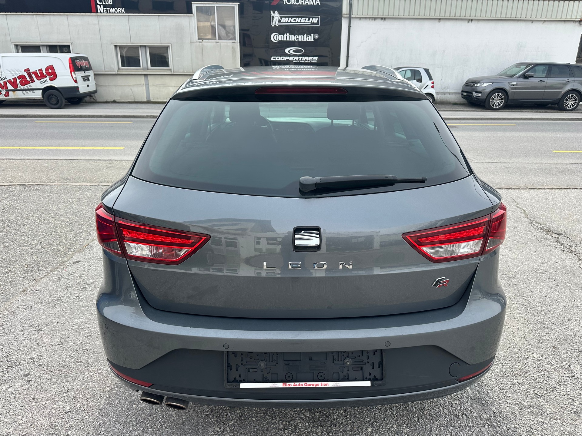 SEAT Leon ST 2.0 TDI FR 4Drive-image-4