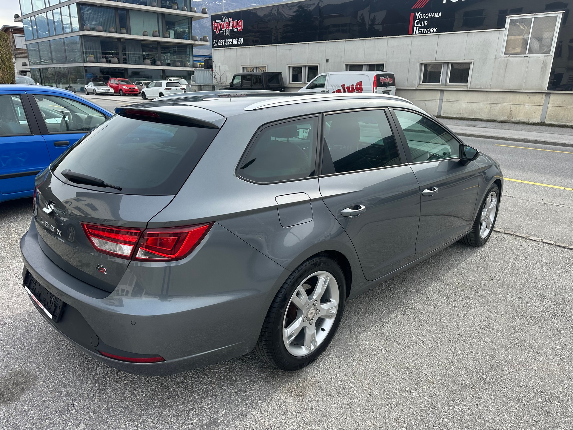 SEAT Leon ST 2.0 TDI FR 4Drive-image-3