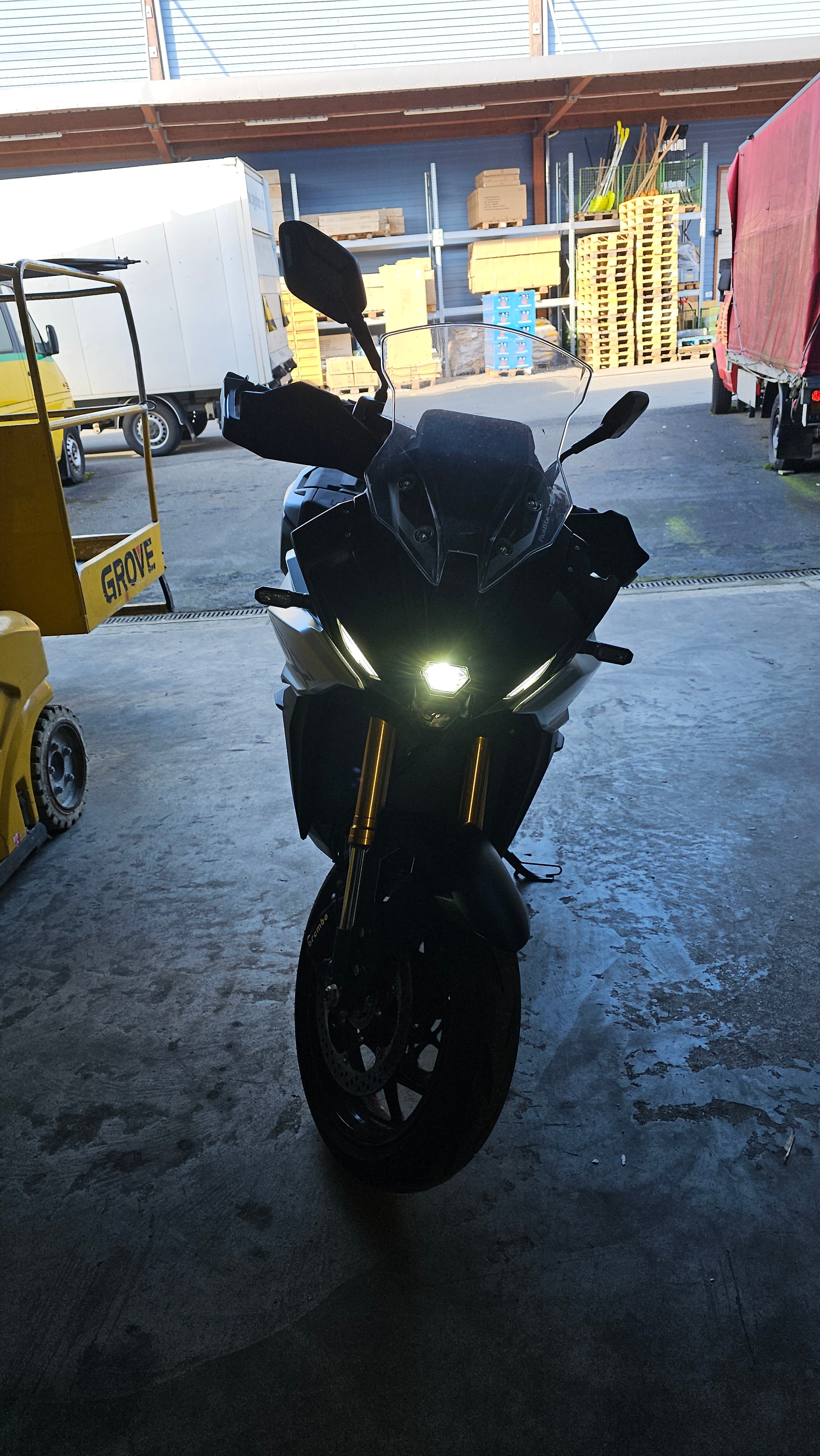 SUZUKI GSX-S 1000 GX Travel-image-3