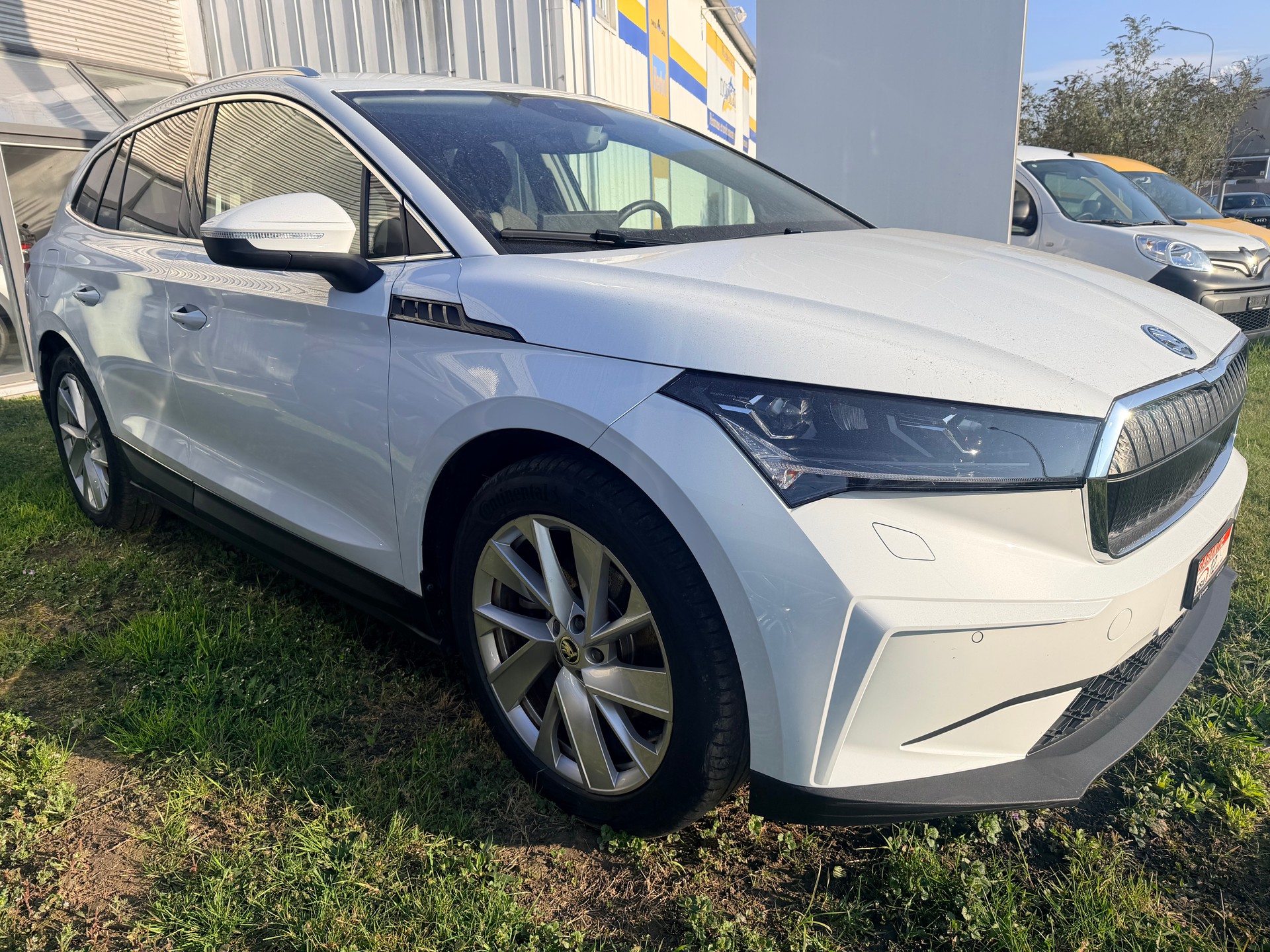 SKODA Enyaq iV 60-image-1