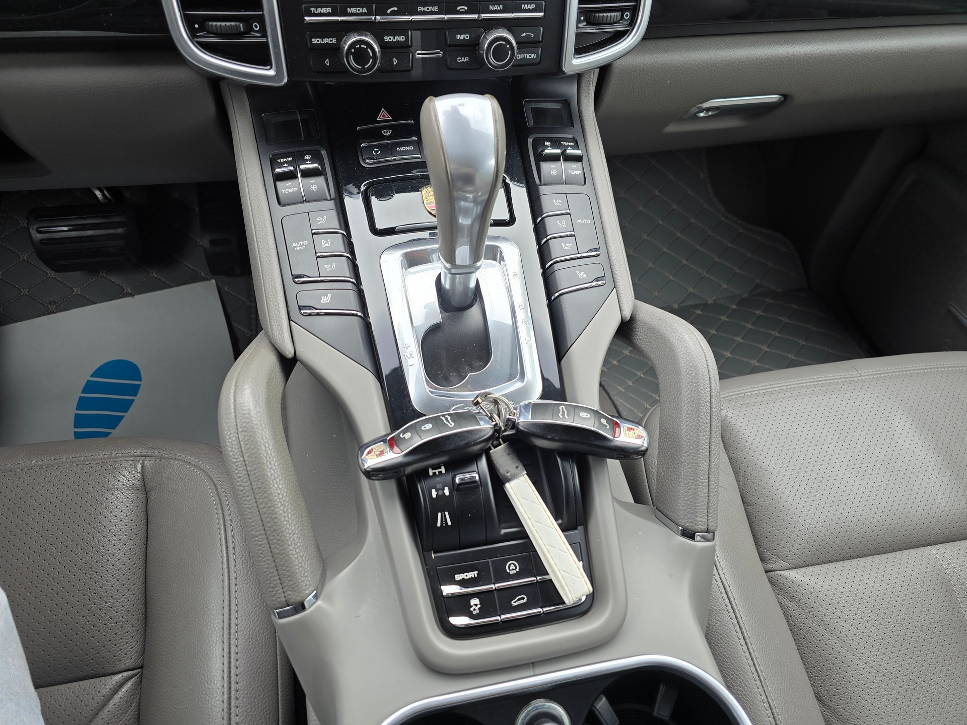 PORSCHE Cayenne Diesel-image-20